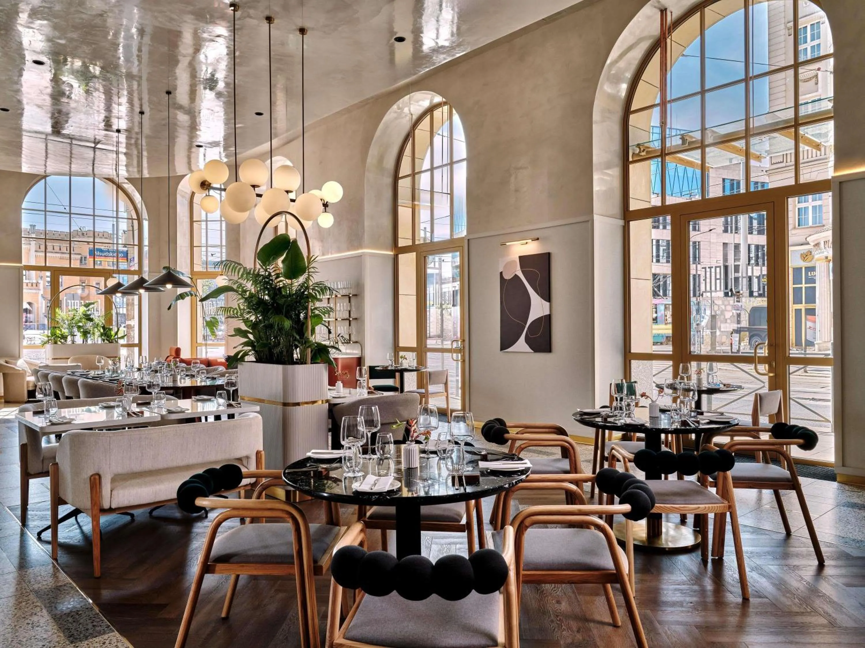 Restaurant/places to eat in Mövenpick Grand Hotel Wroclaw