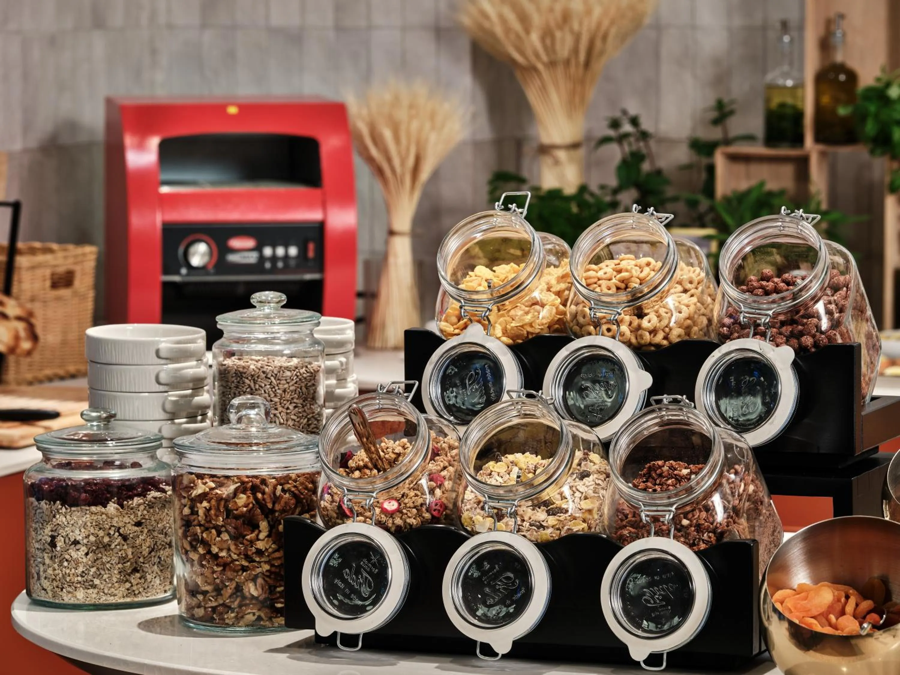 Kitchen or kitchenette in Mövenpick Grand Hotel Wroclaw