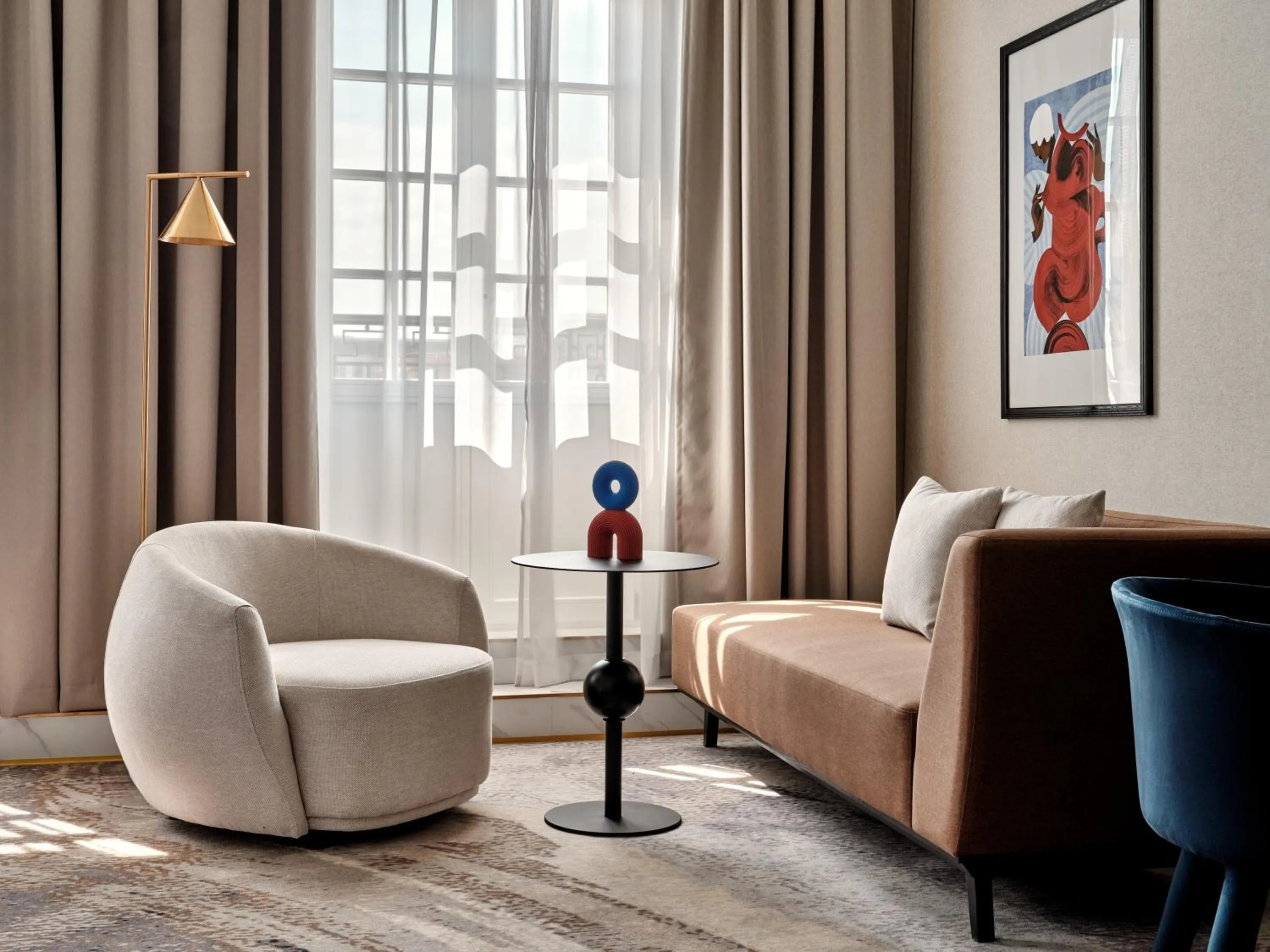 Living room in Mövenpick Grand Hotel Wroclaw