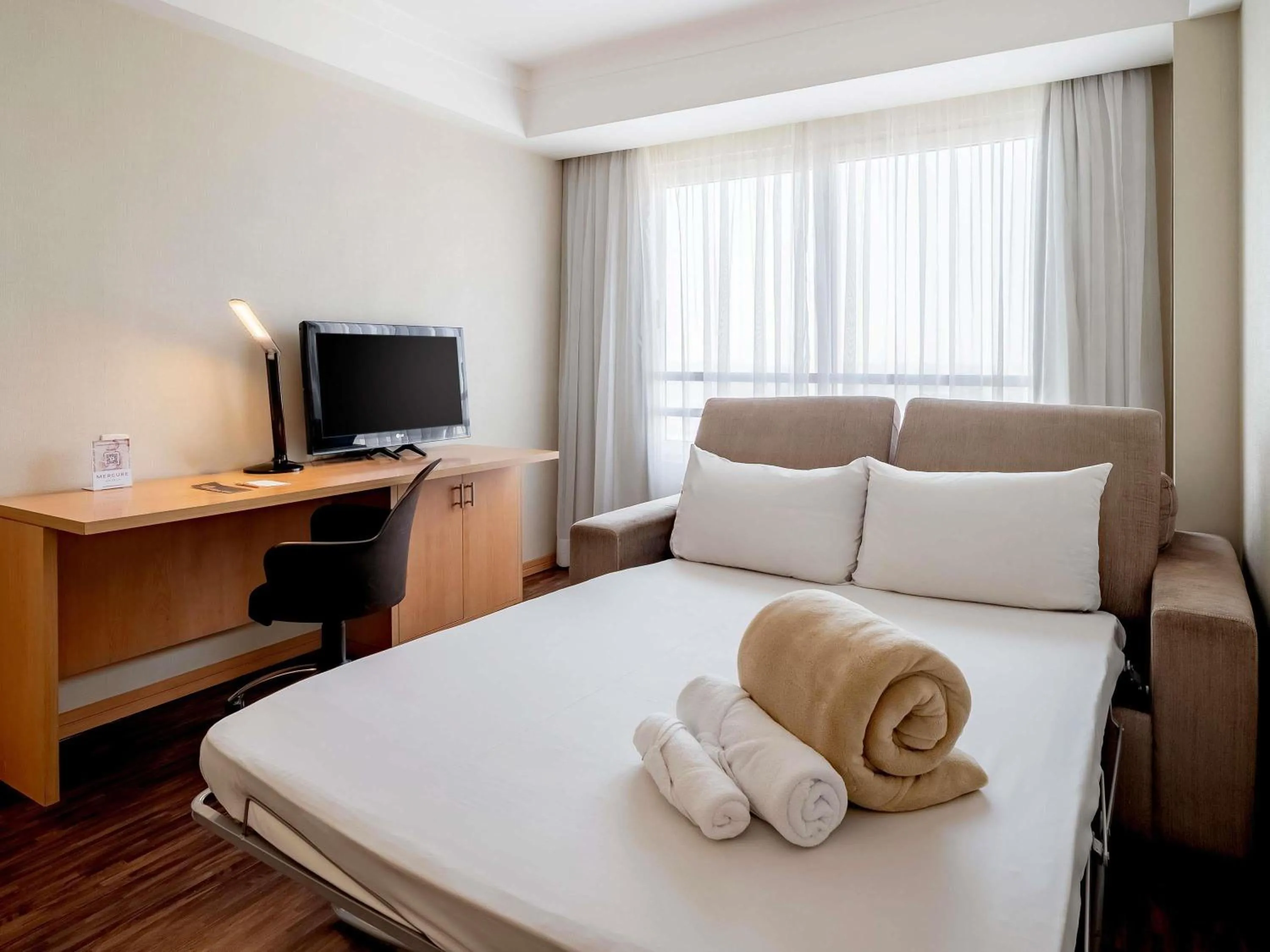 Bedroom, Bed in Mercure Guarulhos Aeroporto