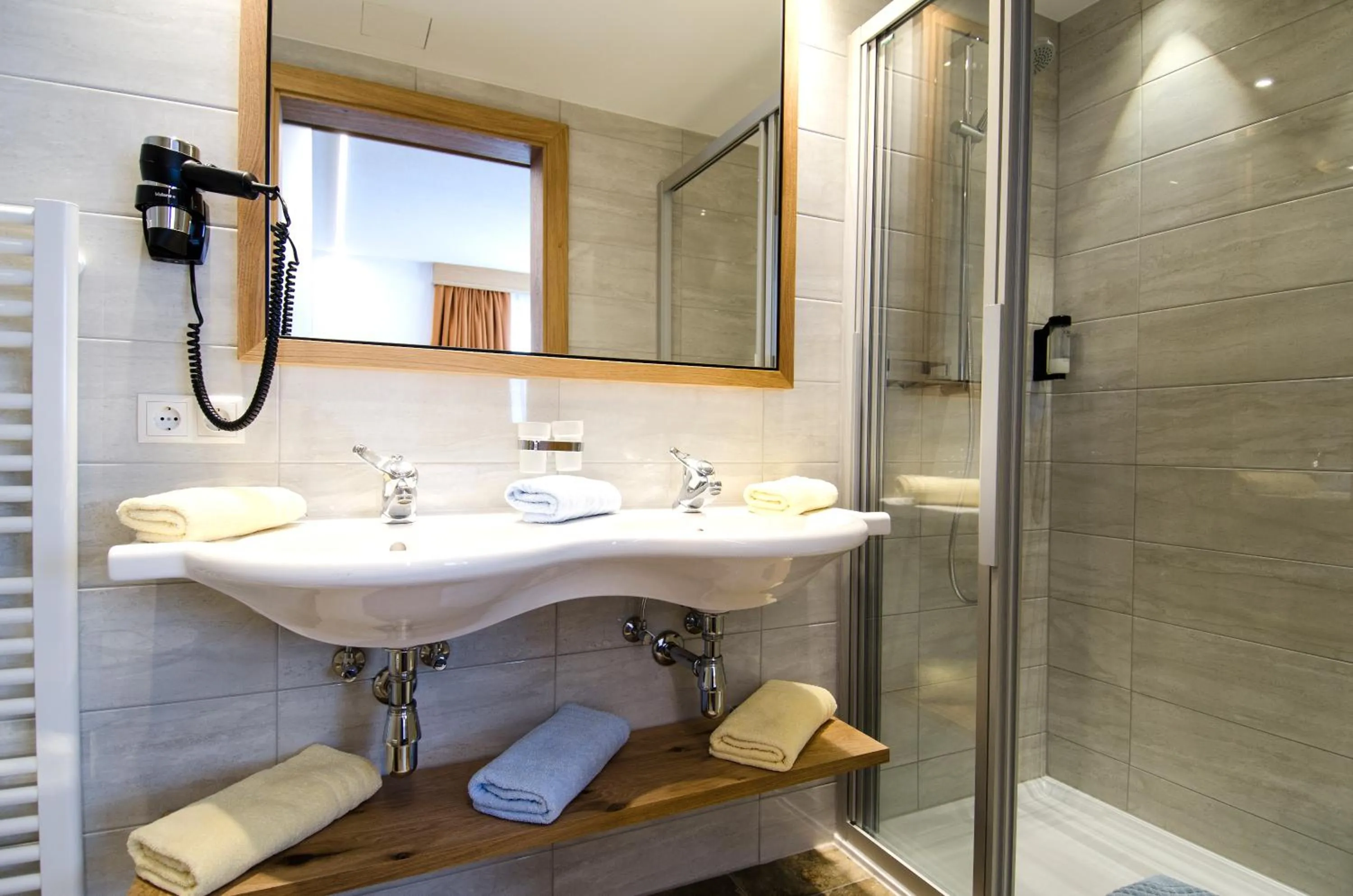 Shower in Hotel Garni Persutt