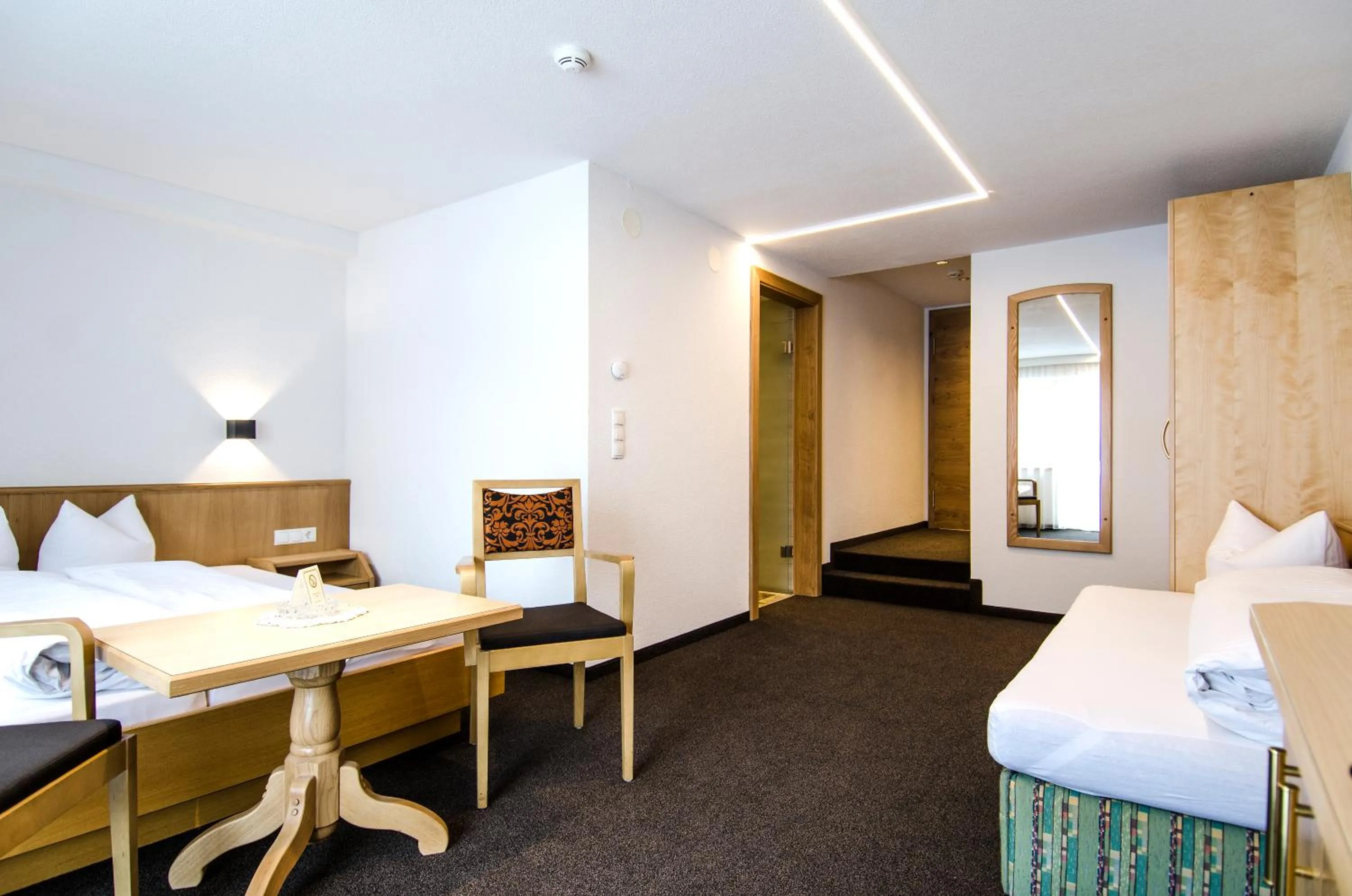 Bedroom, Bed in Hotel Garni Persutt