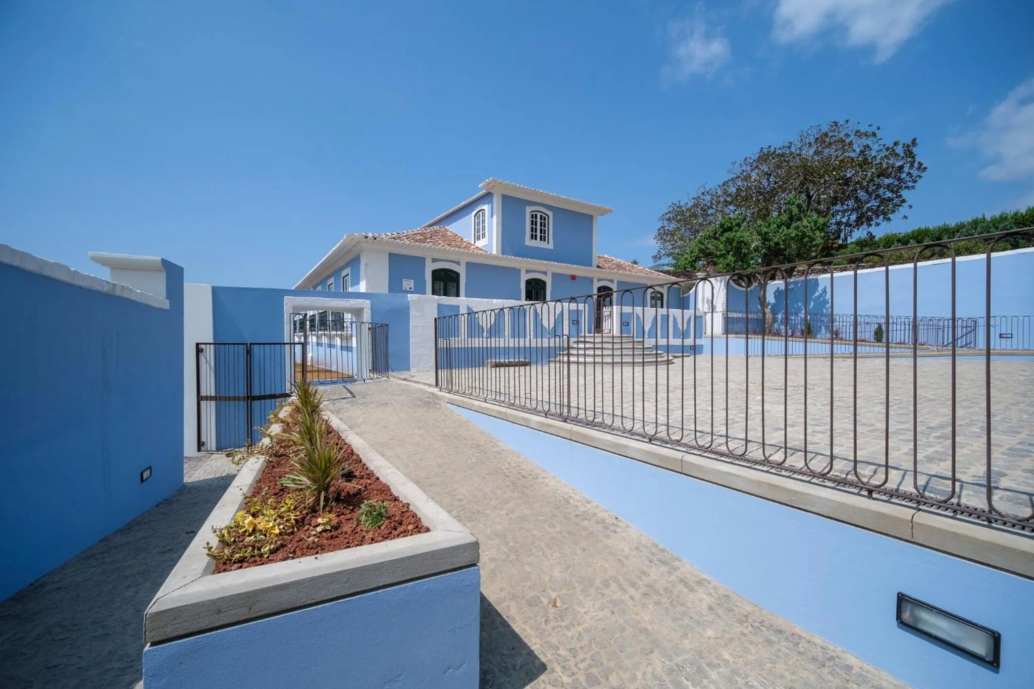 Property building in Azores Book Hotel