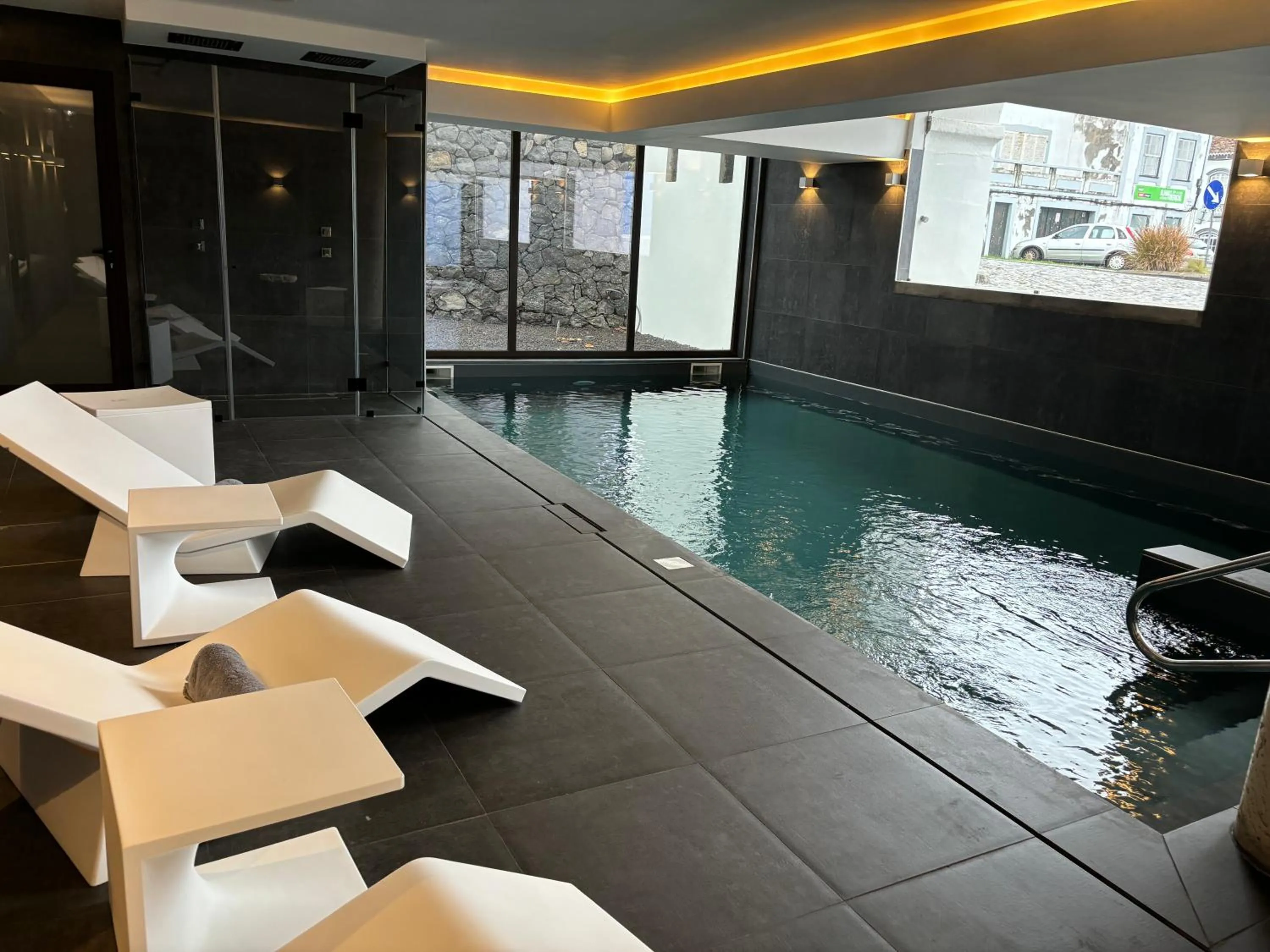 Swimming pool in Azores Book Hotel