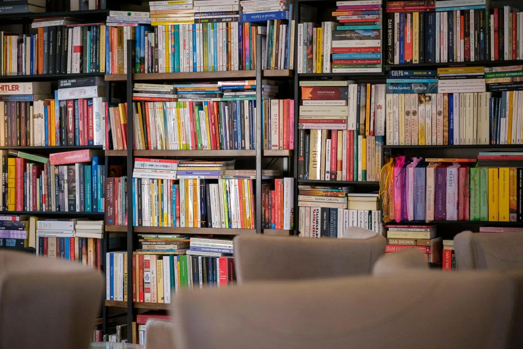 Library in Azores Book Hotel