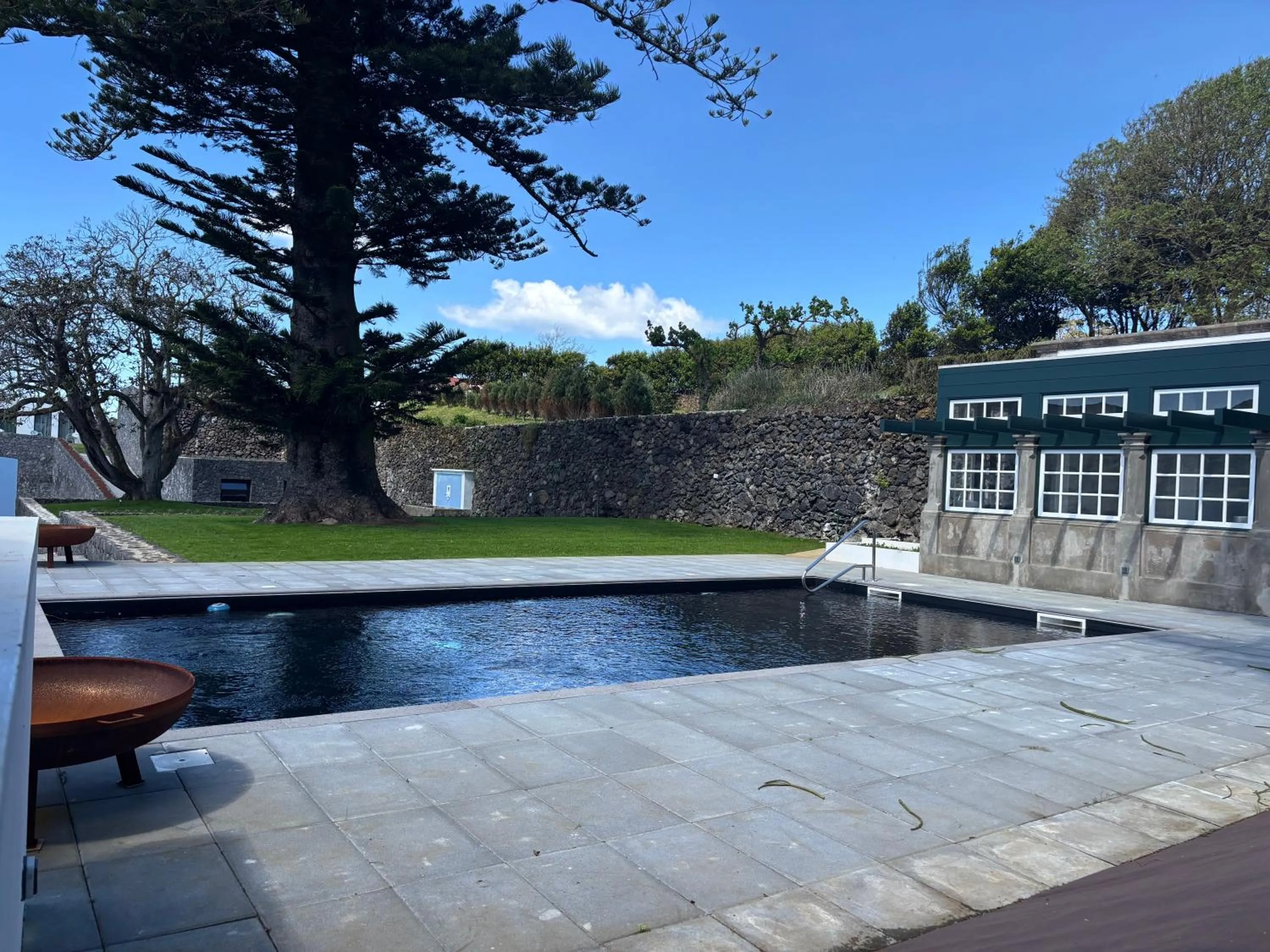 Swimming pool in Azores Book Hotel