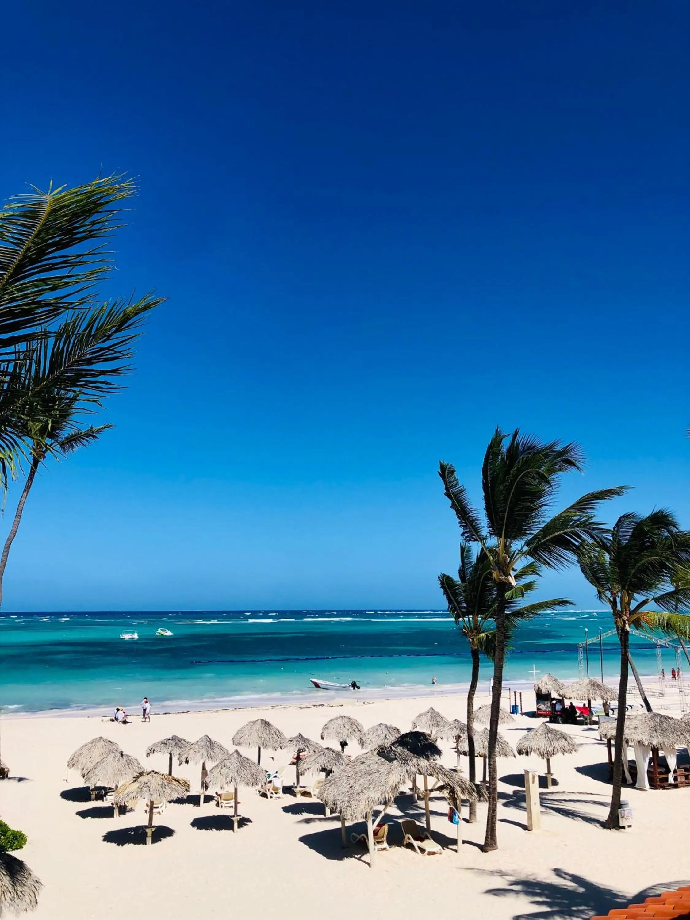 Ducassi Rooftop Pool Suites Beach Club and SPA