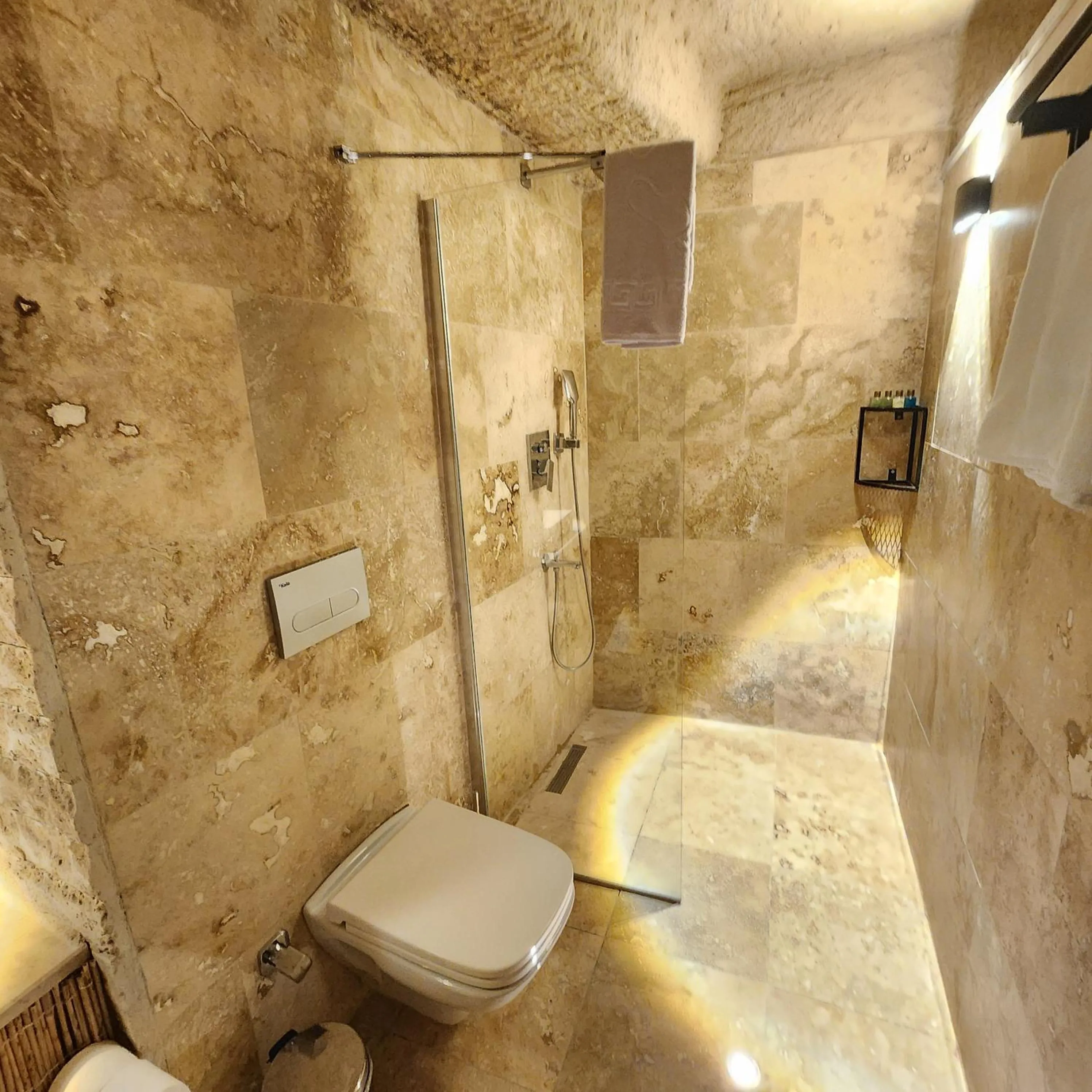 Shower in Memories Cave House Adults Only Plus 12