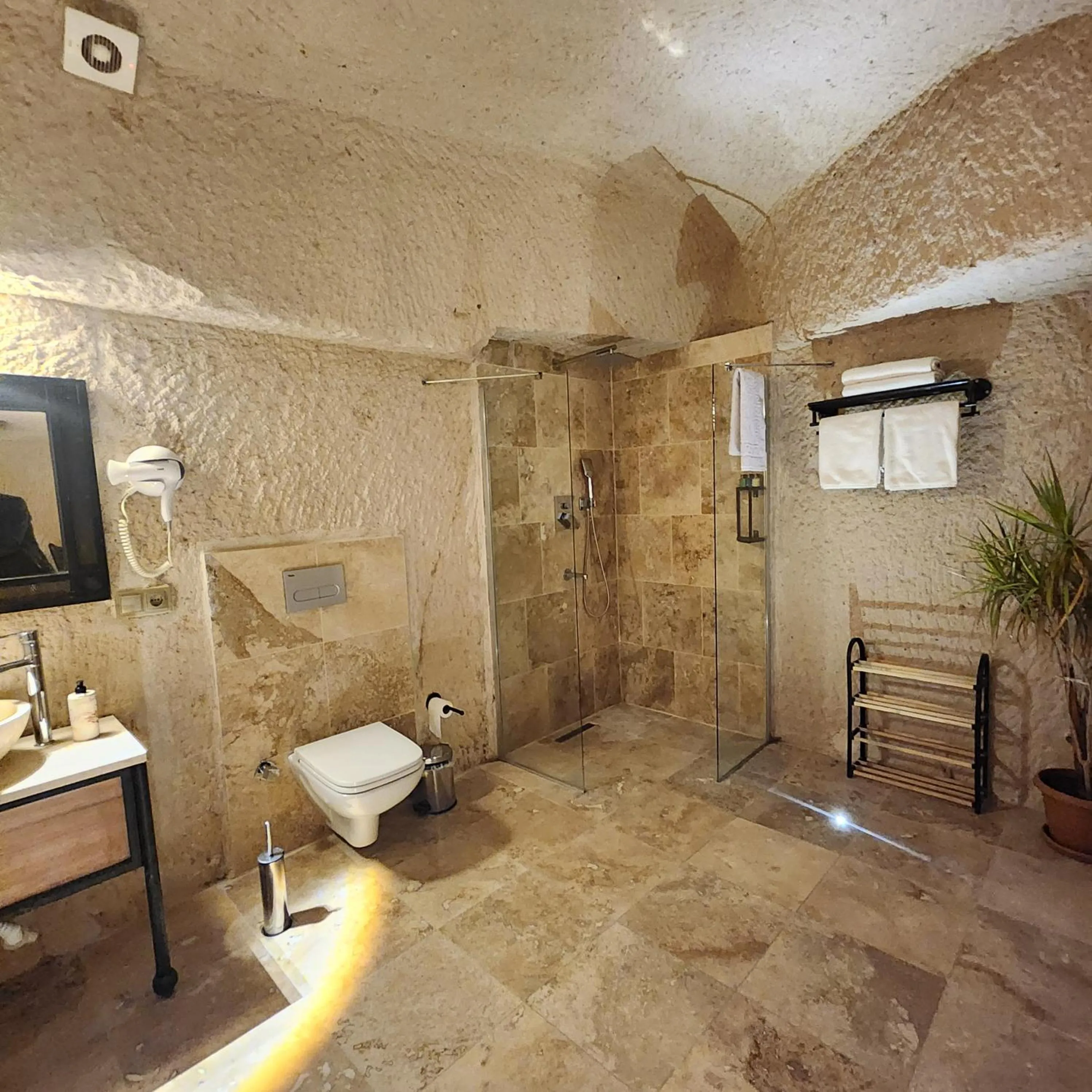 Shower in Memories Cave House Adults Only Plus 12