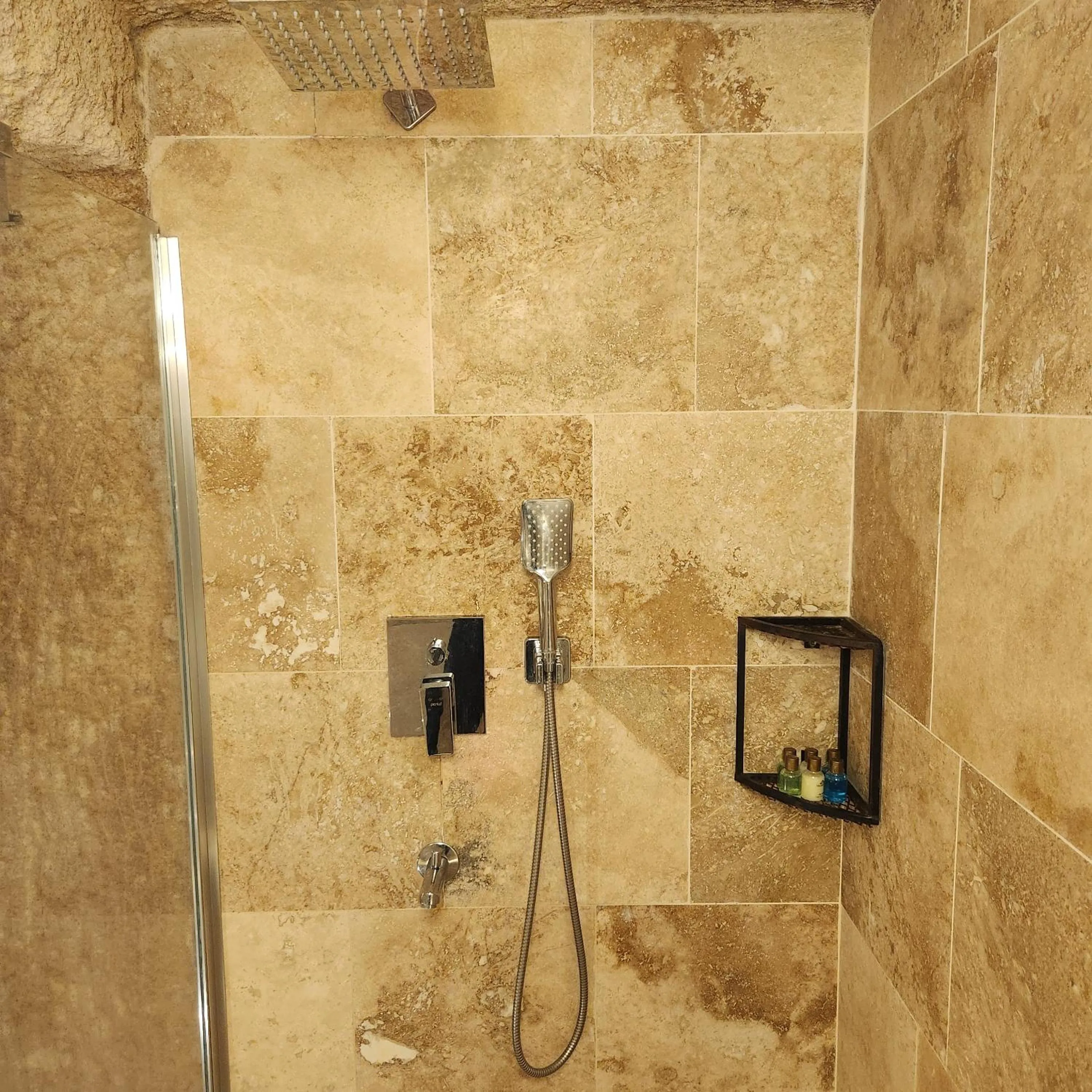 Shower in Memories Cave House Adults Only Plus 12