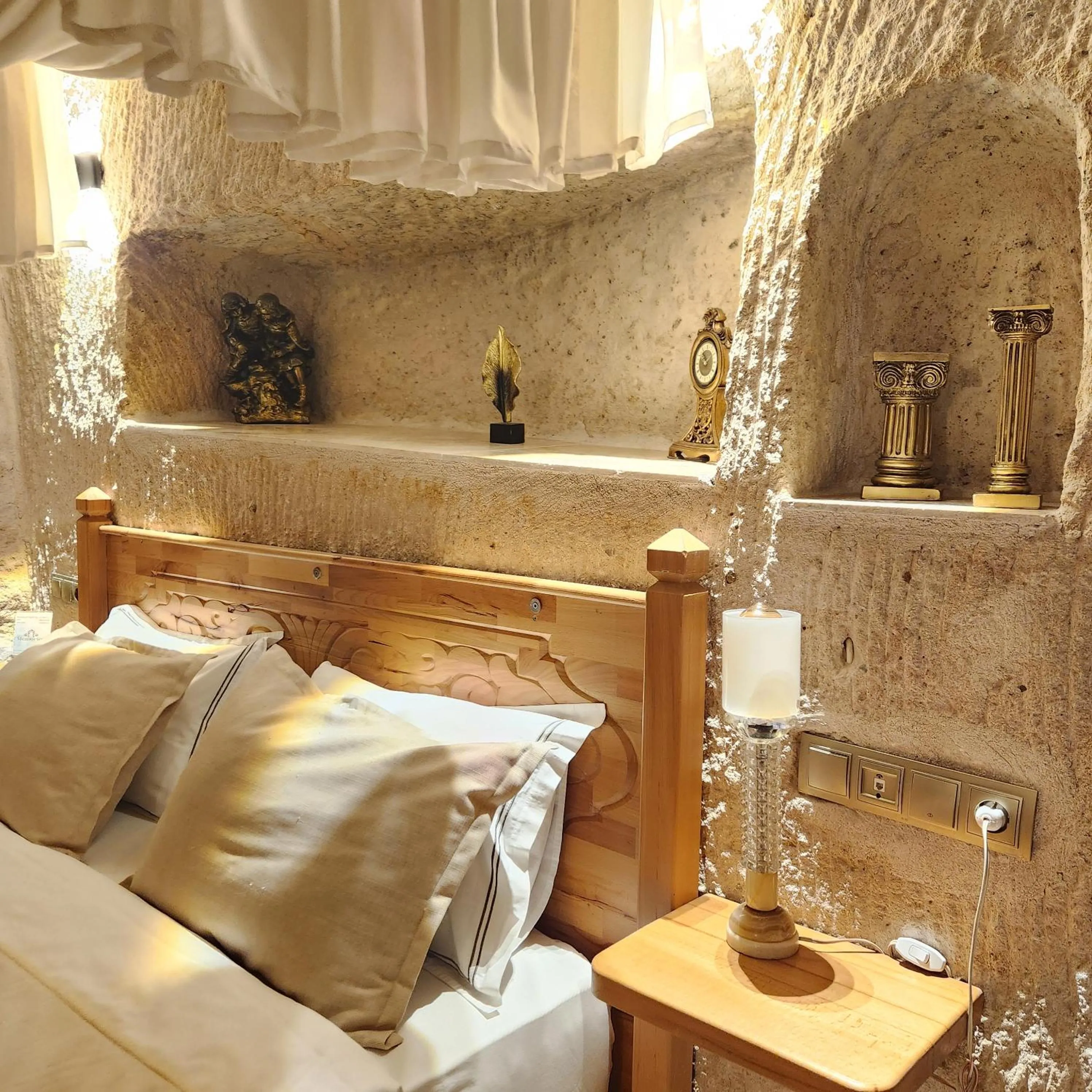 Decorative detail in Memories Cave House Adults Only Plus 12