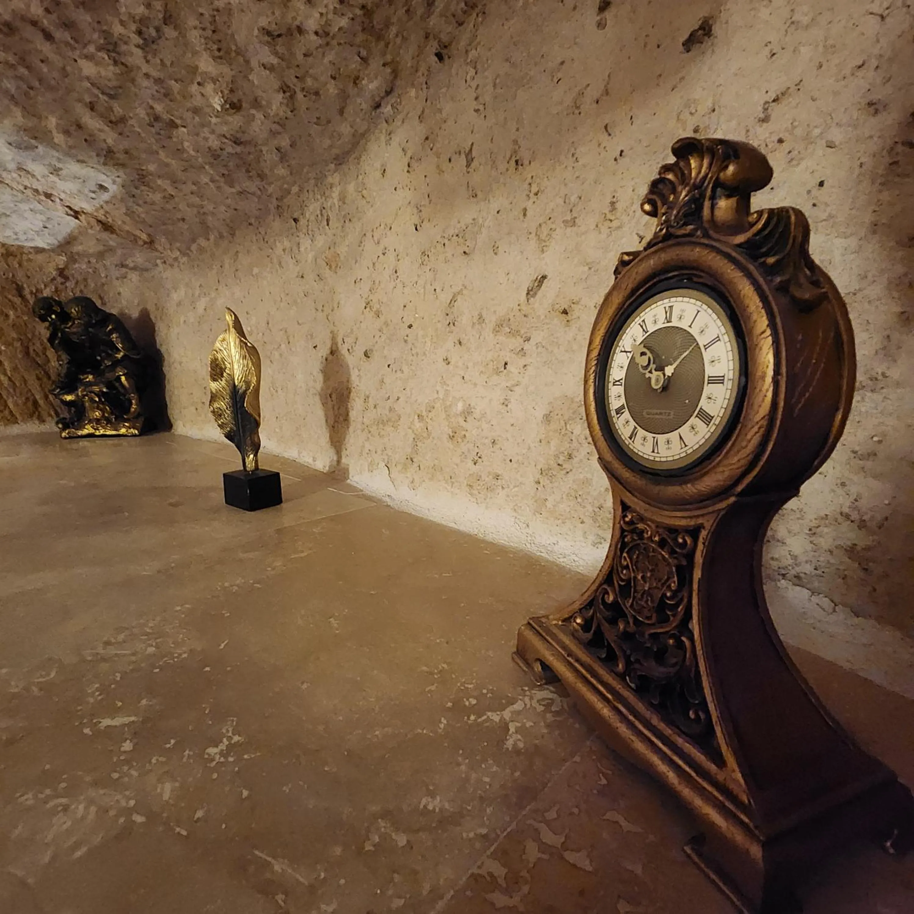 Decorative detail in Memories Cave House Adults Only Plus 12