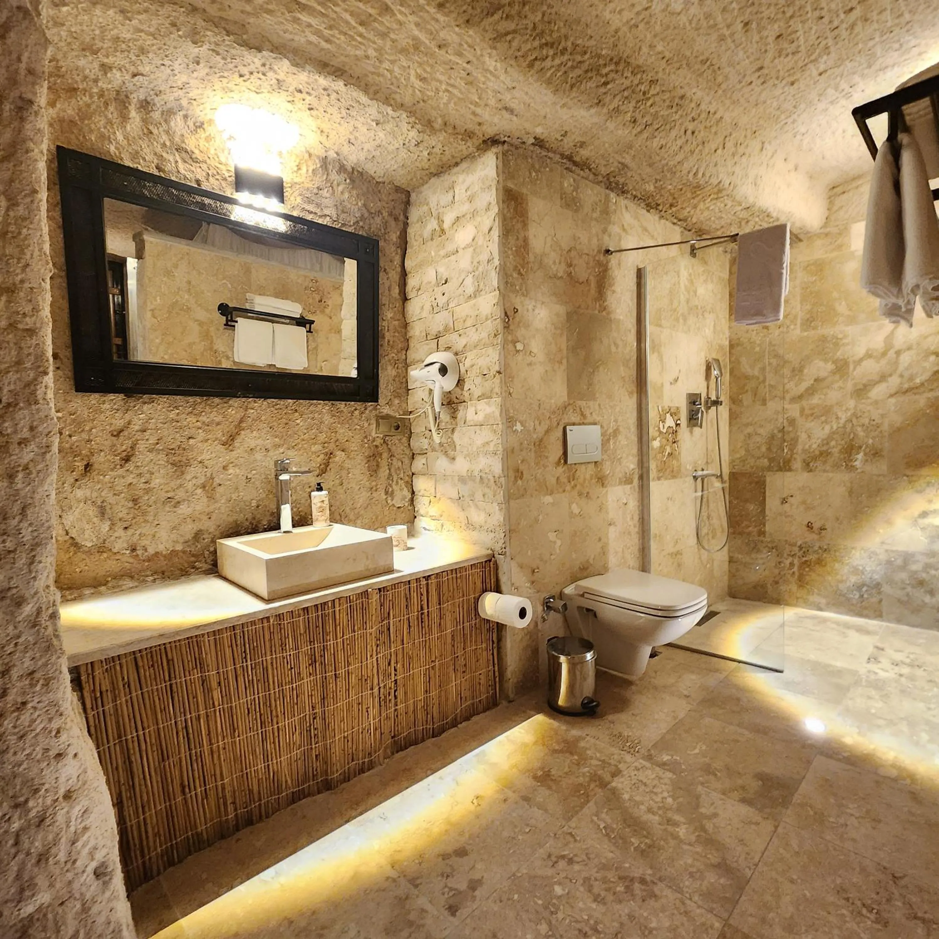 Bathroom in Memories Cave House Adults Only Plus 12