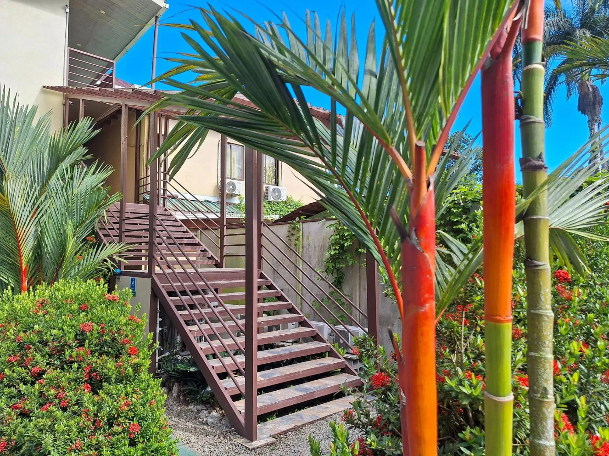 Facade/entrance in Infiniti Hotel