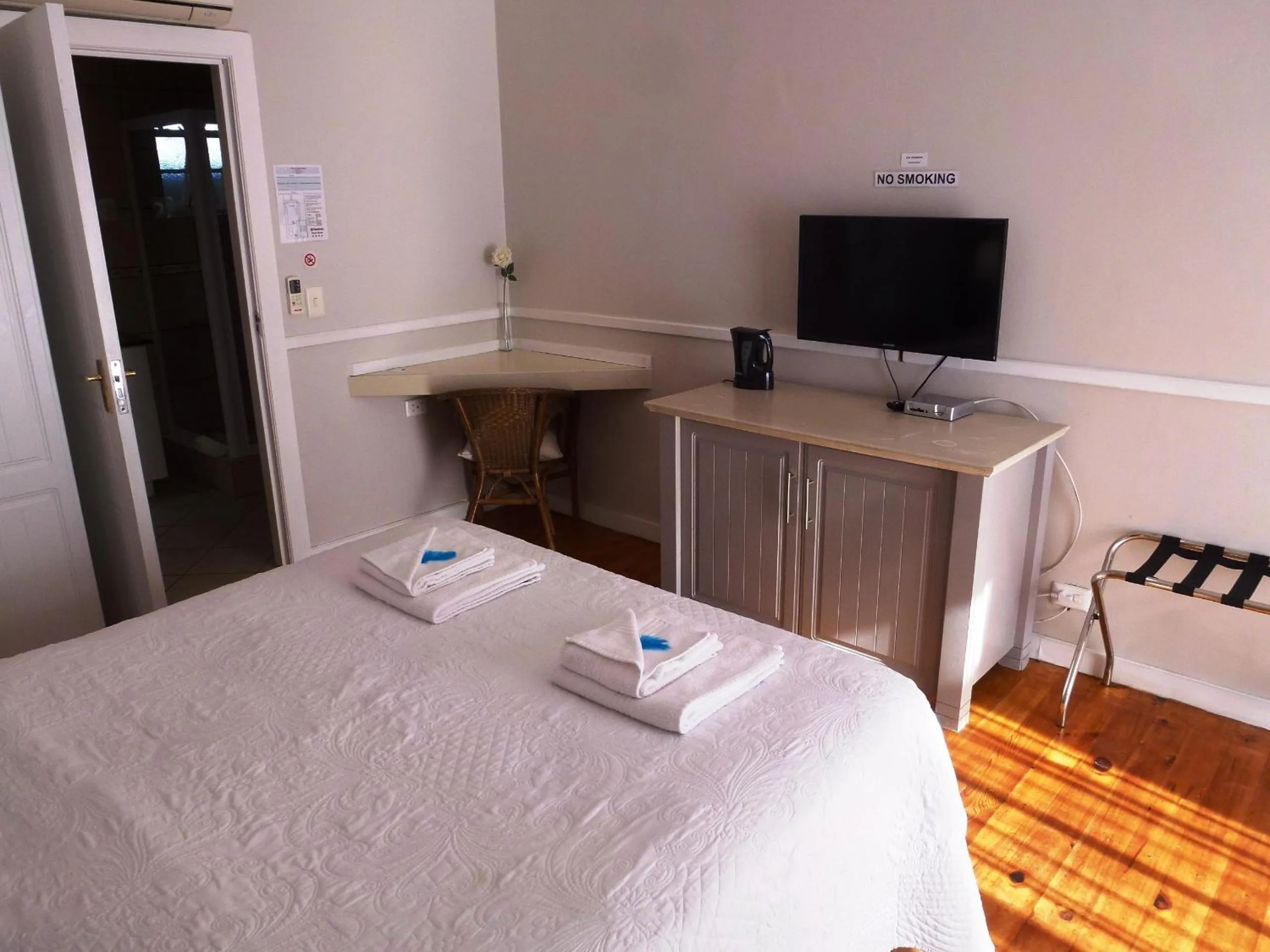 Bed in @Yamkela Guest House