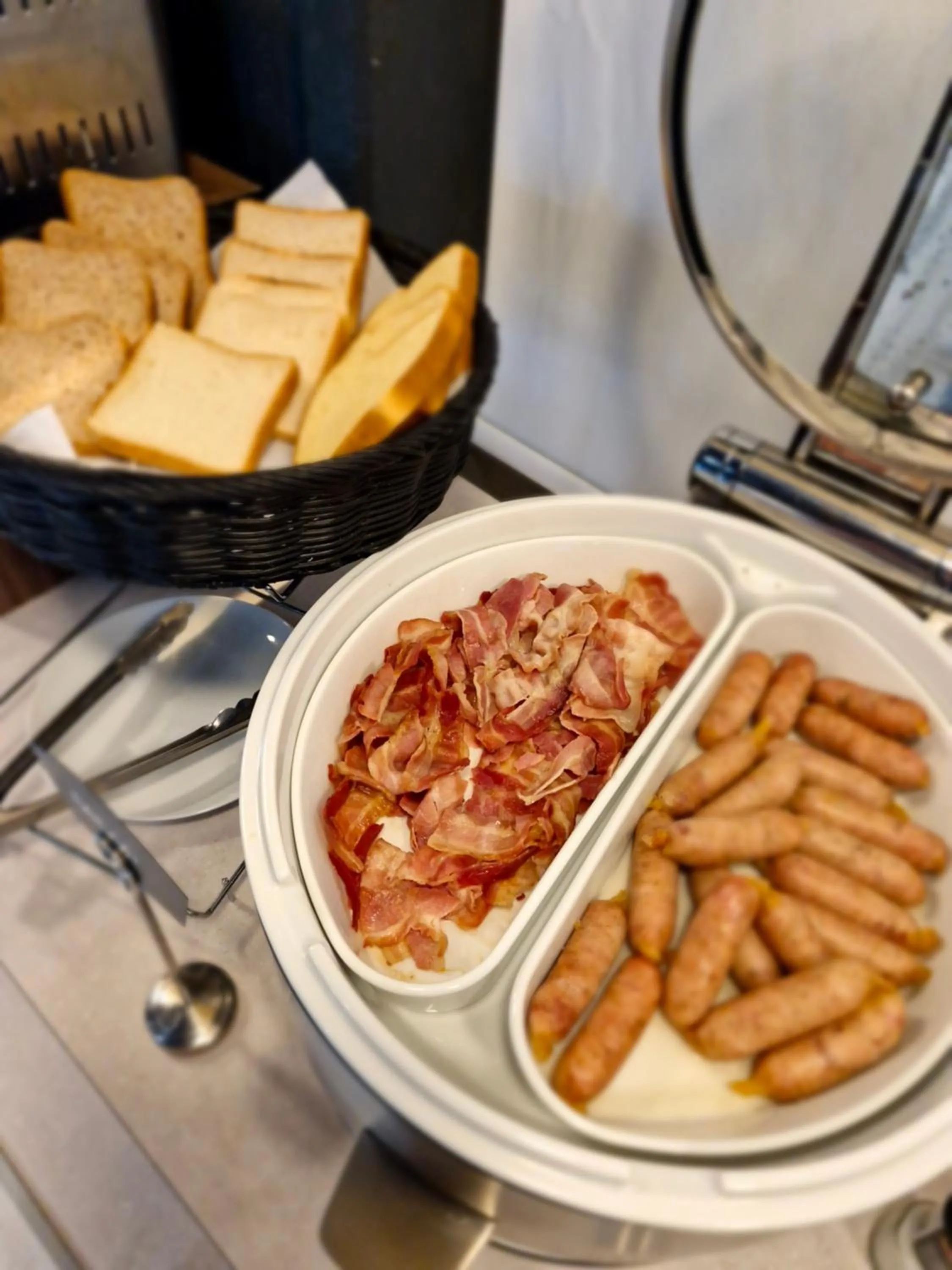 Breakfast in Hôtel AKENA Serris - Val d'Europe