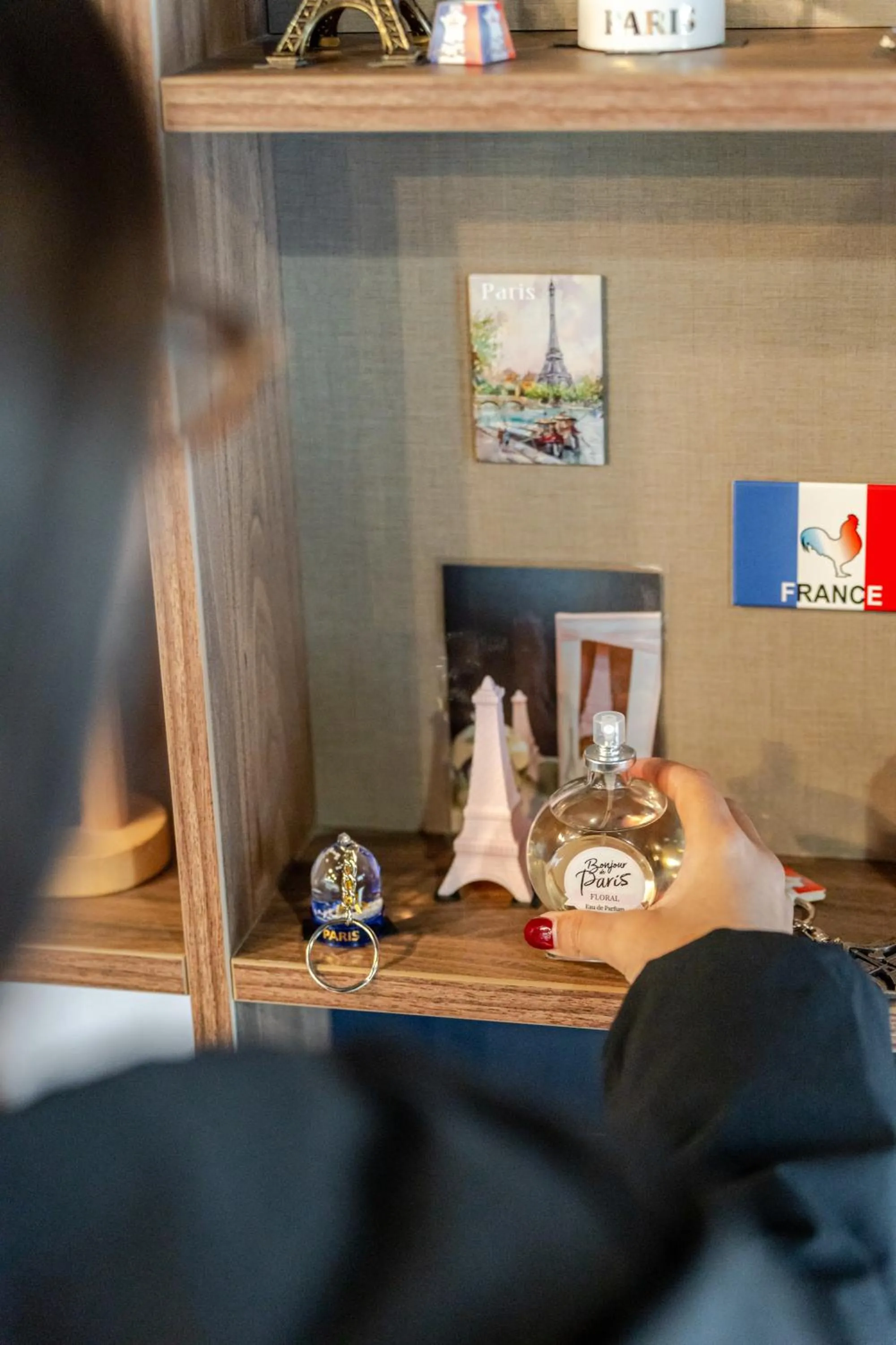 Library in Hôtel AKENA Serris - Val d'Europe