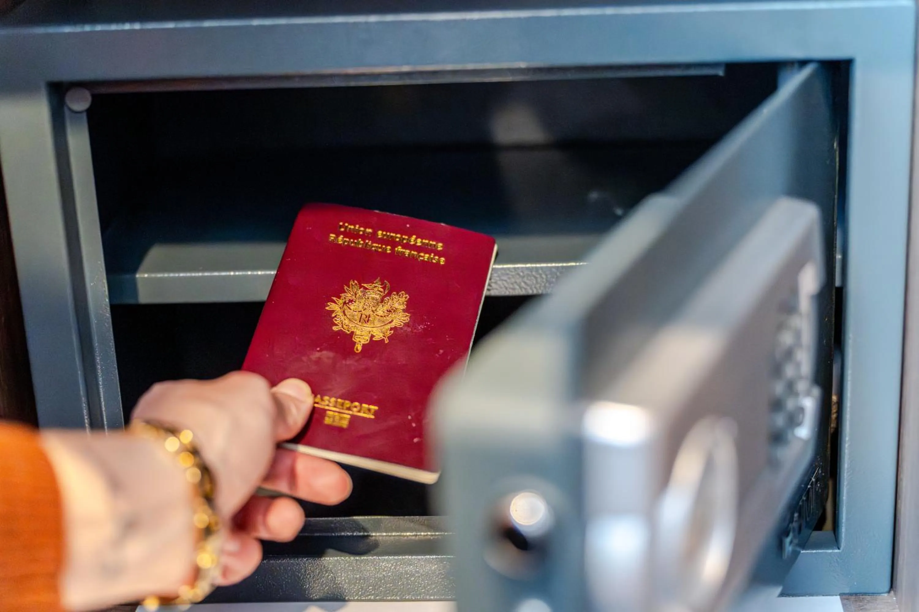 safe in Hôtel AKENA Serris - Val d'Europe