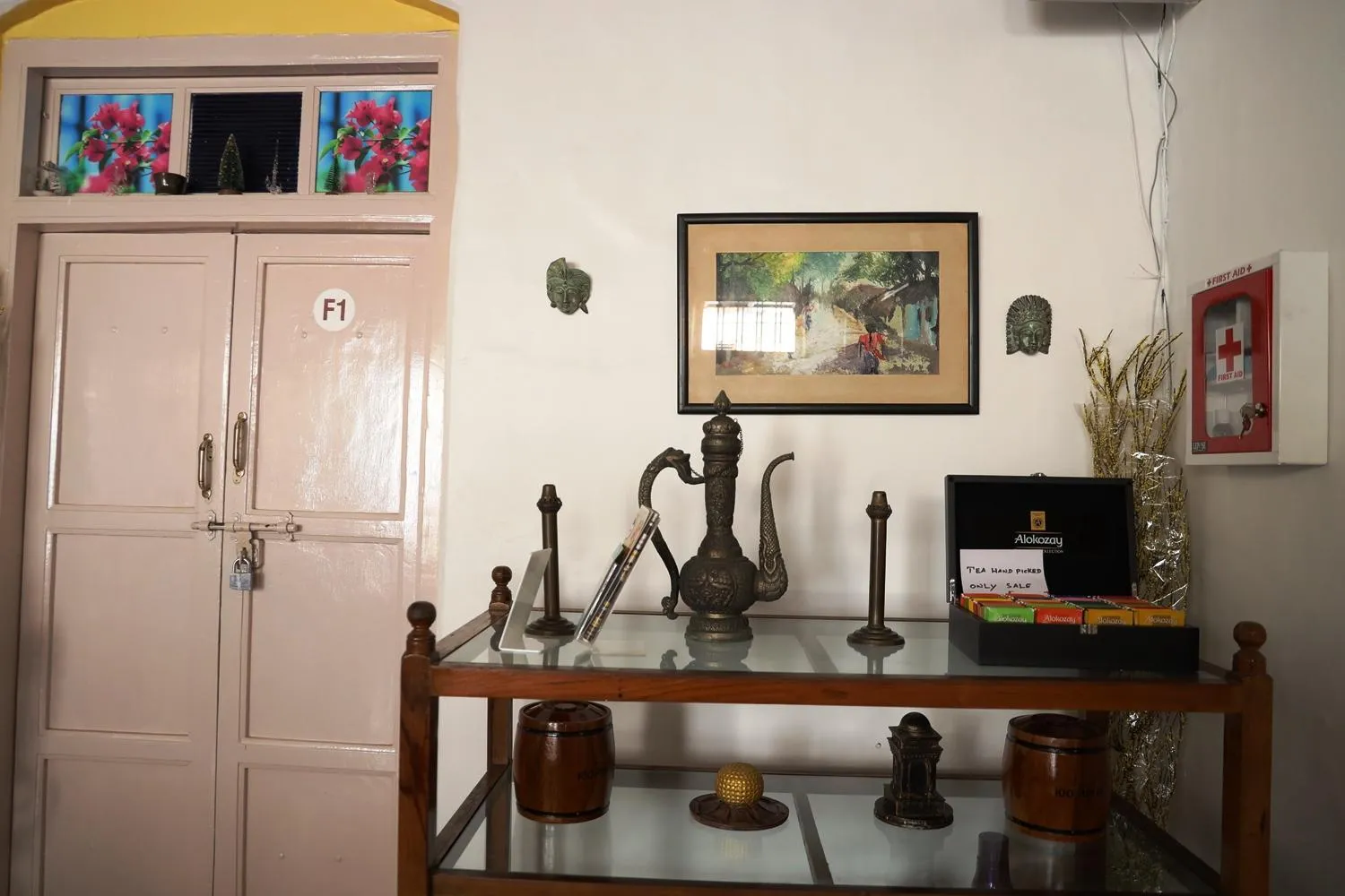 Property building in LA VILLA CREOLE