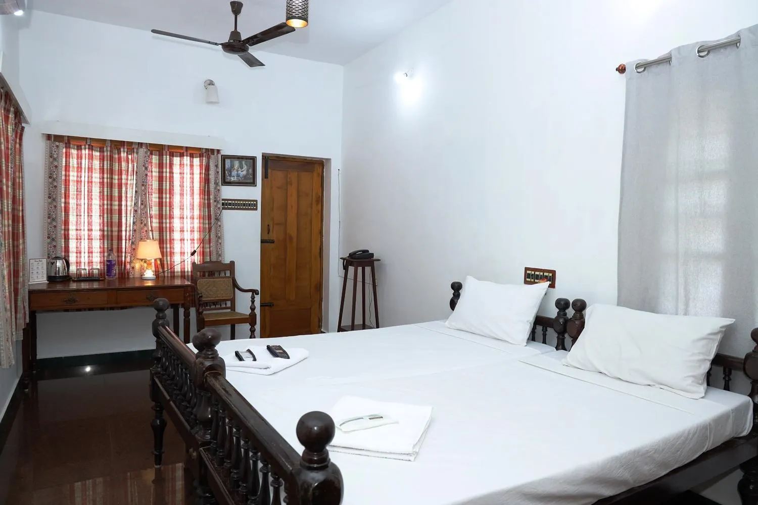 Photo of the whole room in LA VILLA CREOLE