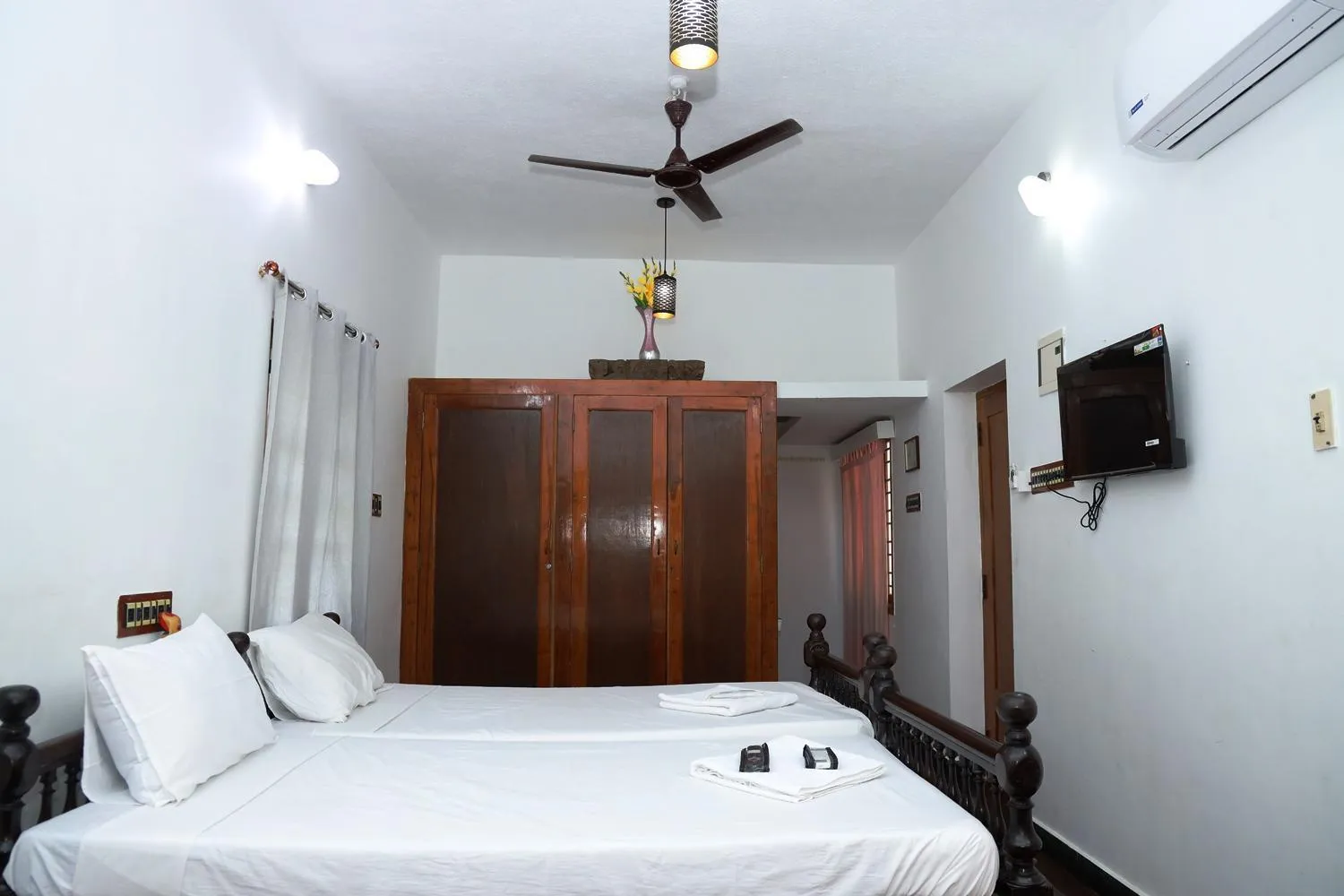 Bed in LA VILLA CREOLE