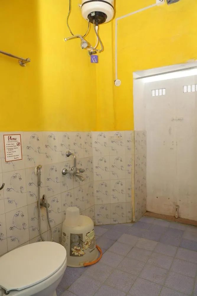 Shower in LA VILLA CREOLE