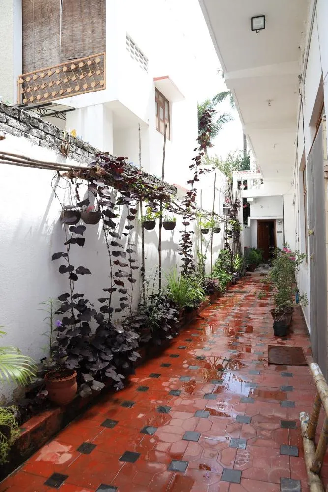 Property building in LA VILLA CREOLE