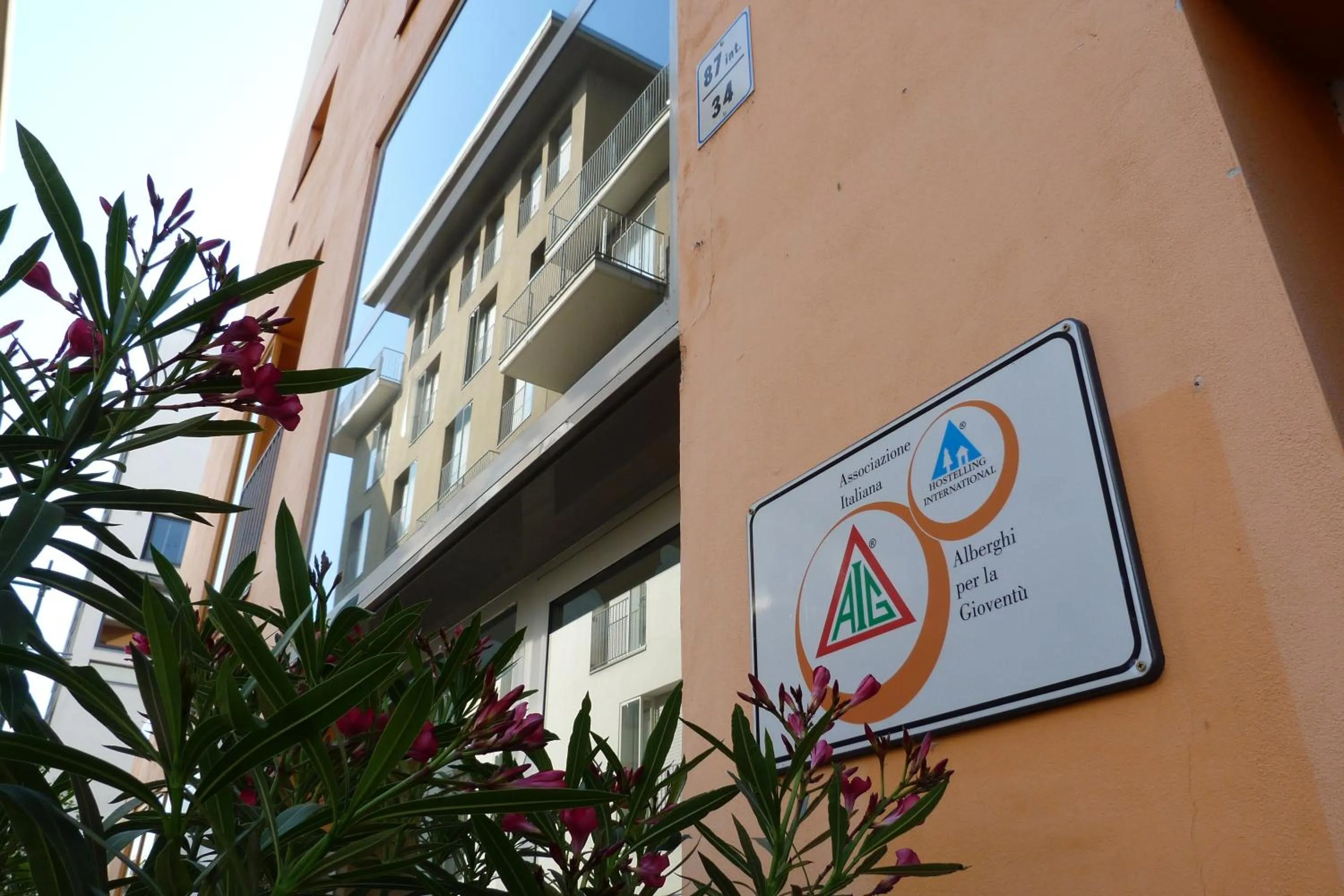 Property building in Ostello Torino