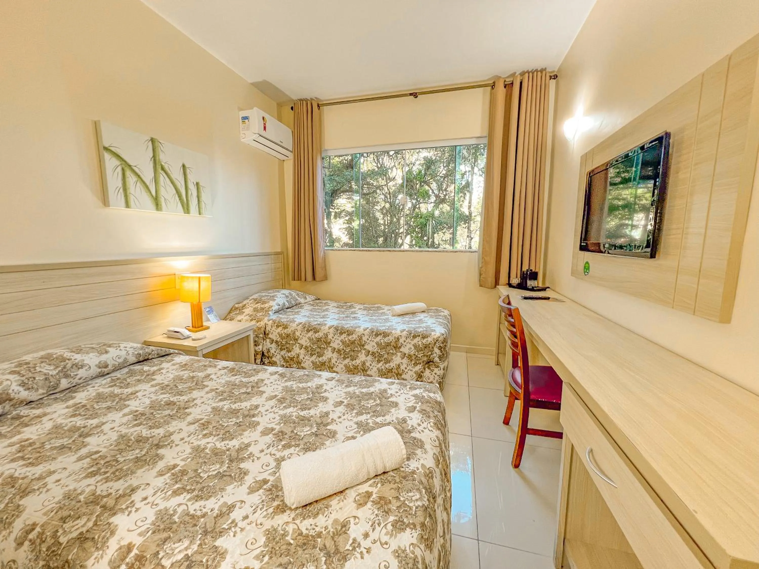 Bedroom, Bed in Hotel Fazenda Golden Park Campos do Jordão