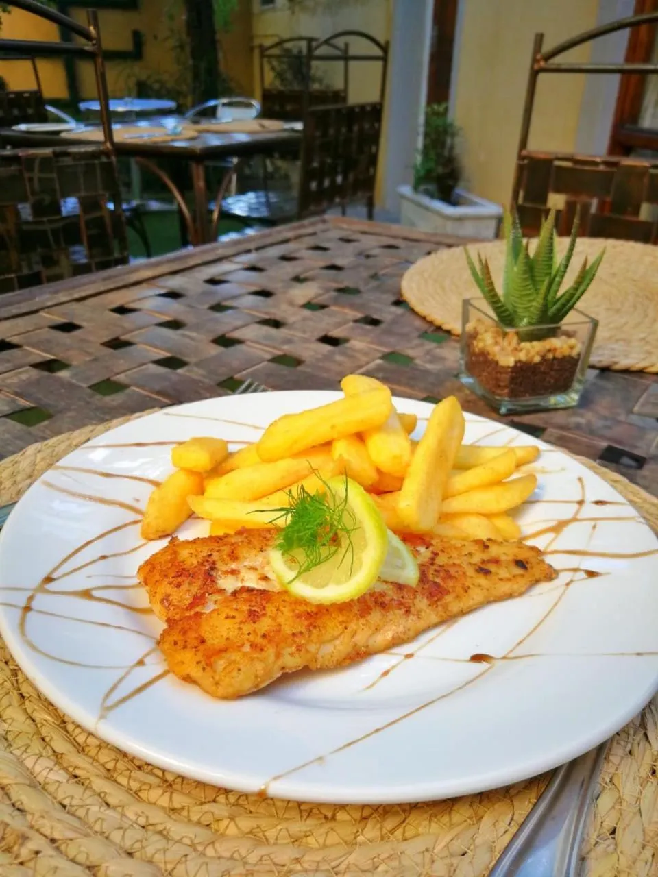 Food in 17 on Bird Guest House