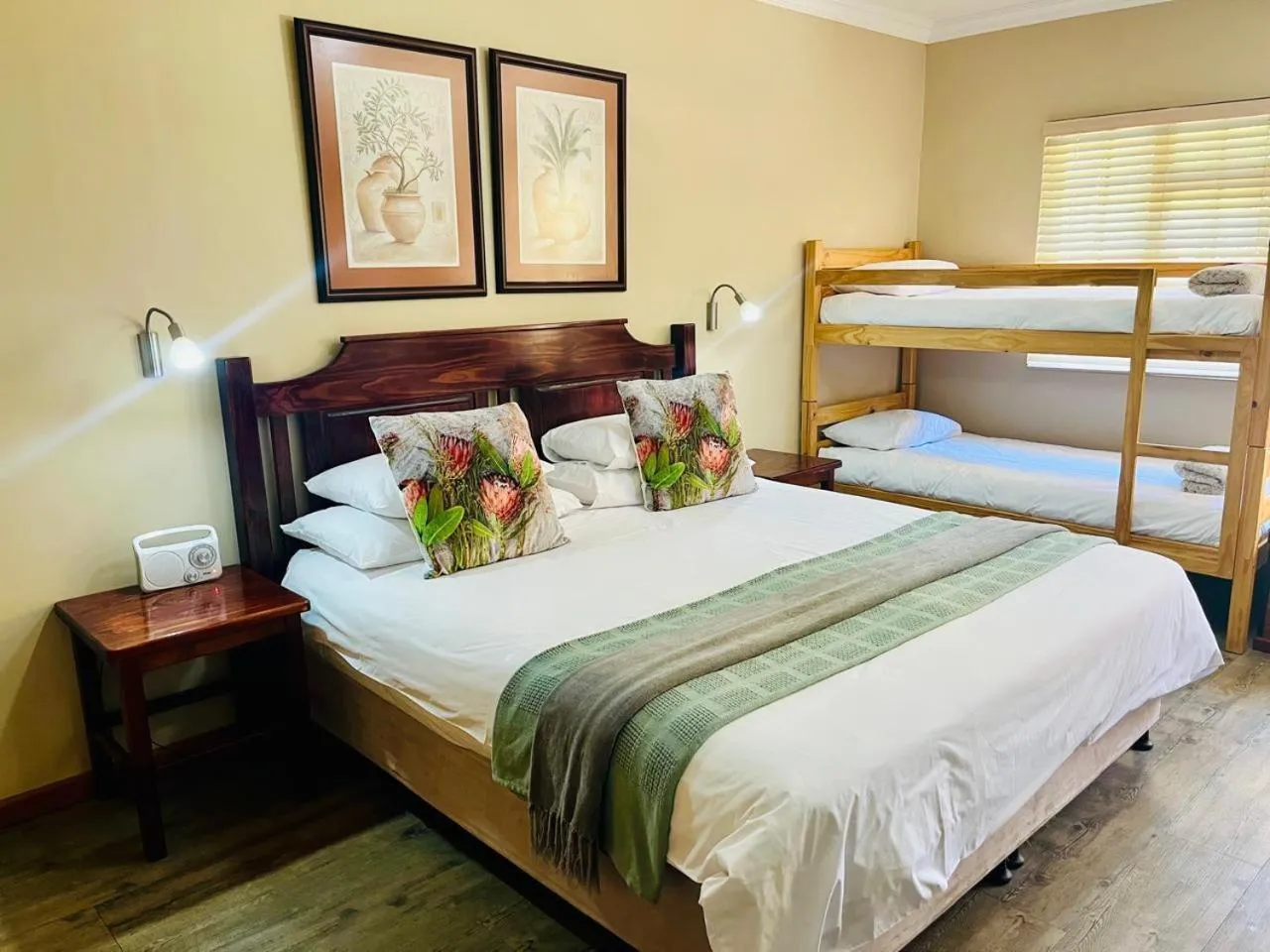 Bedroom, Bed in 17 on Bird Guest House