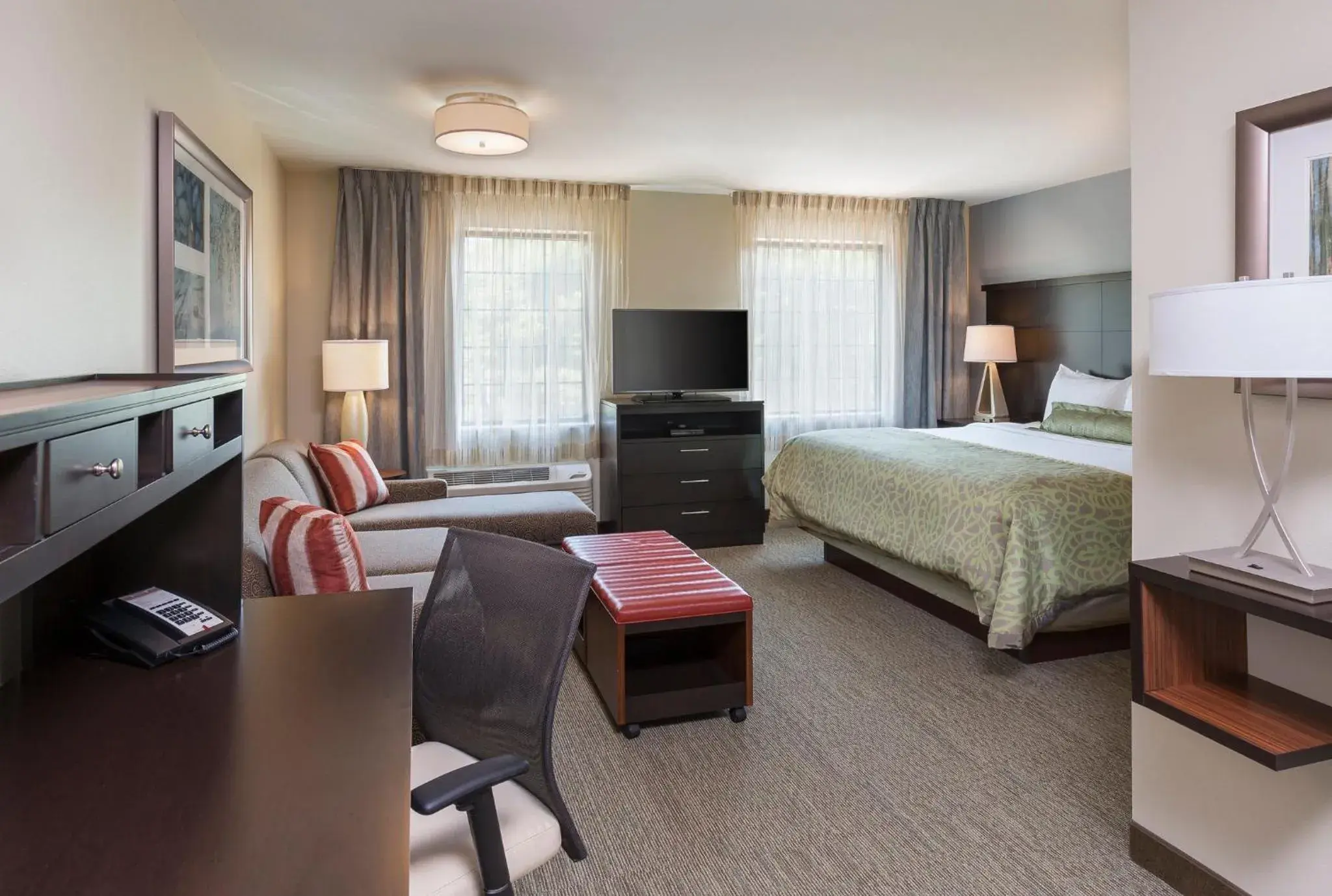 King Studio Suite in Staybridge Suites Canton by IHG King Studio Suite in Staybridge Suites Canton by IHG