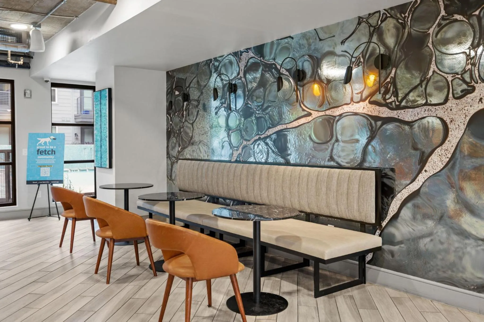 Communal lounge/ TV room in Placemakr Downtown Austin