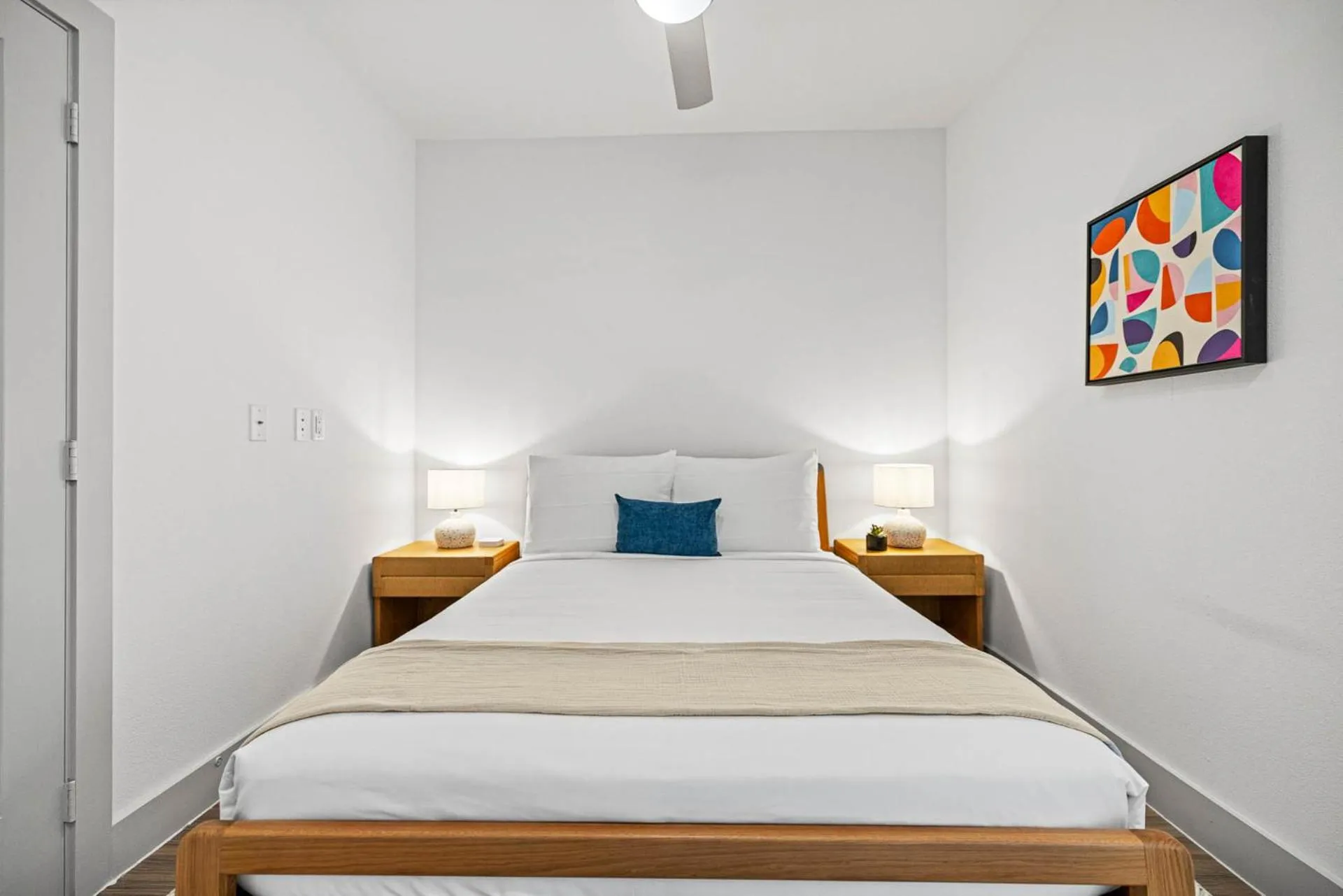 Bedroom, Bed in Placemakr Downtown Austin