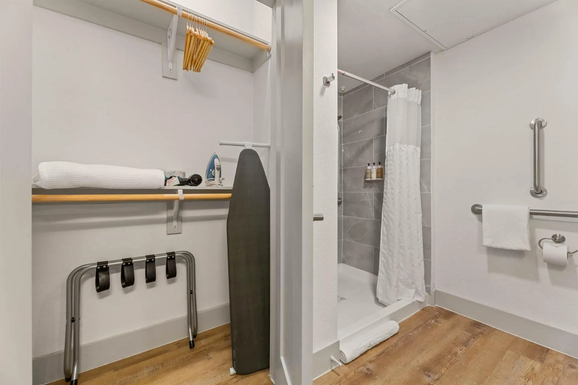 Bathroom in Placemakr Downtown Austin