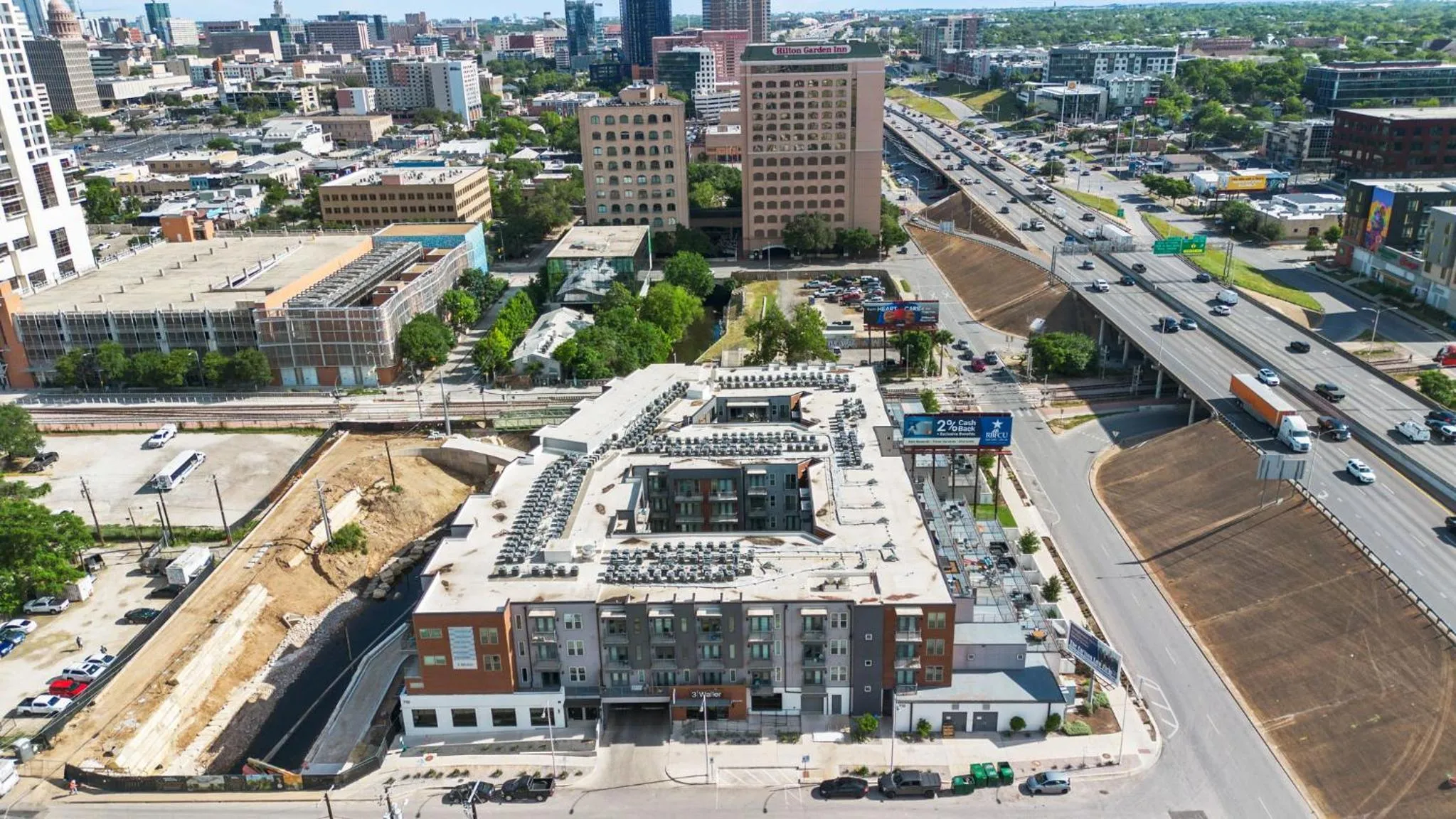 Property building in Placemakr Downtown Austin