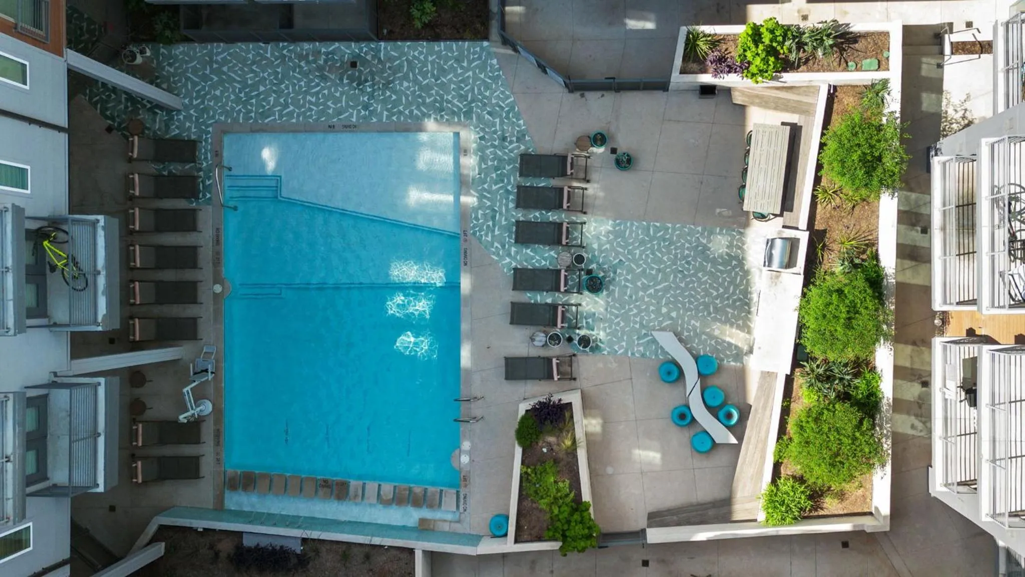 Bird's eye view in Placemakr Downtown Austin