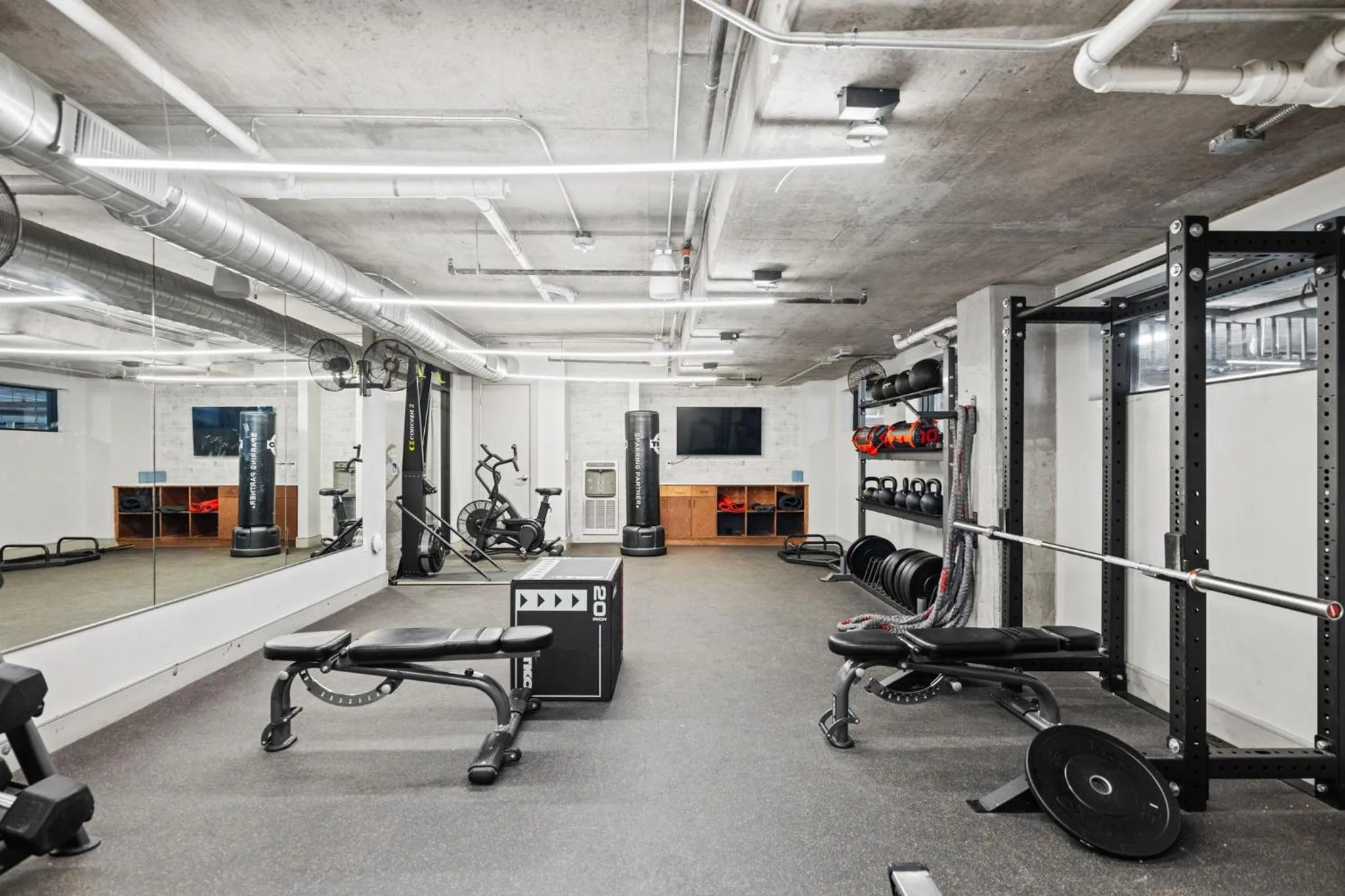 Fitness centre/facilities in Placemakr Downtown Austin