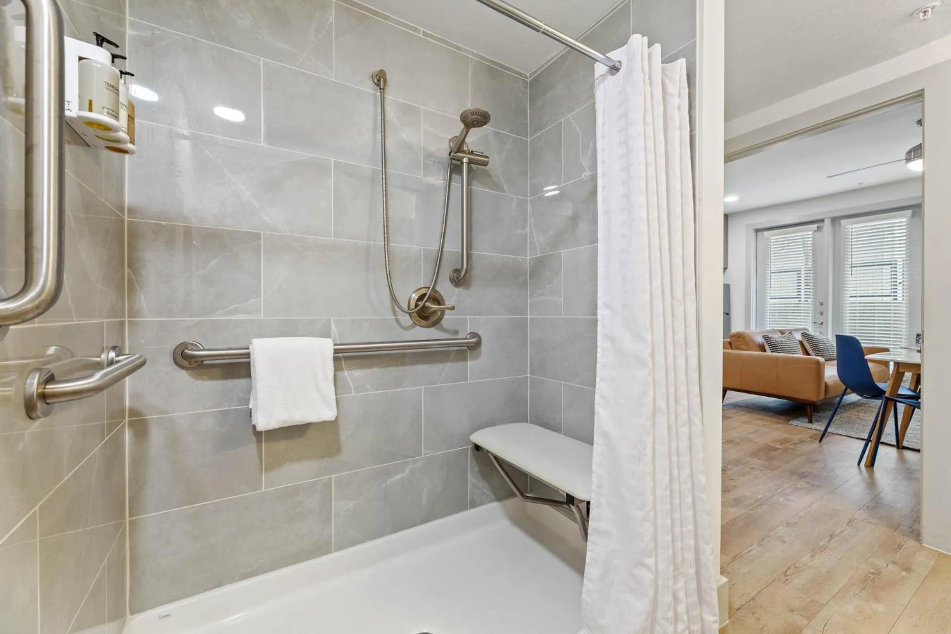 Shower in Placemakr Downtown Austin