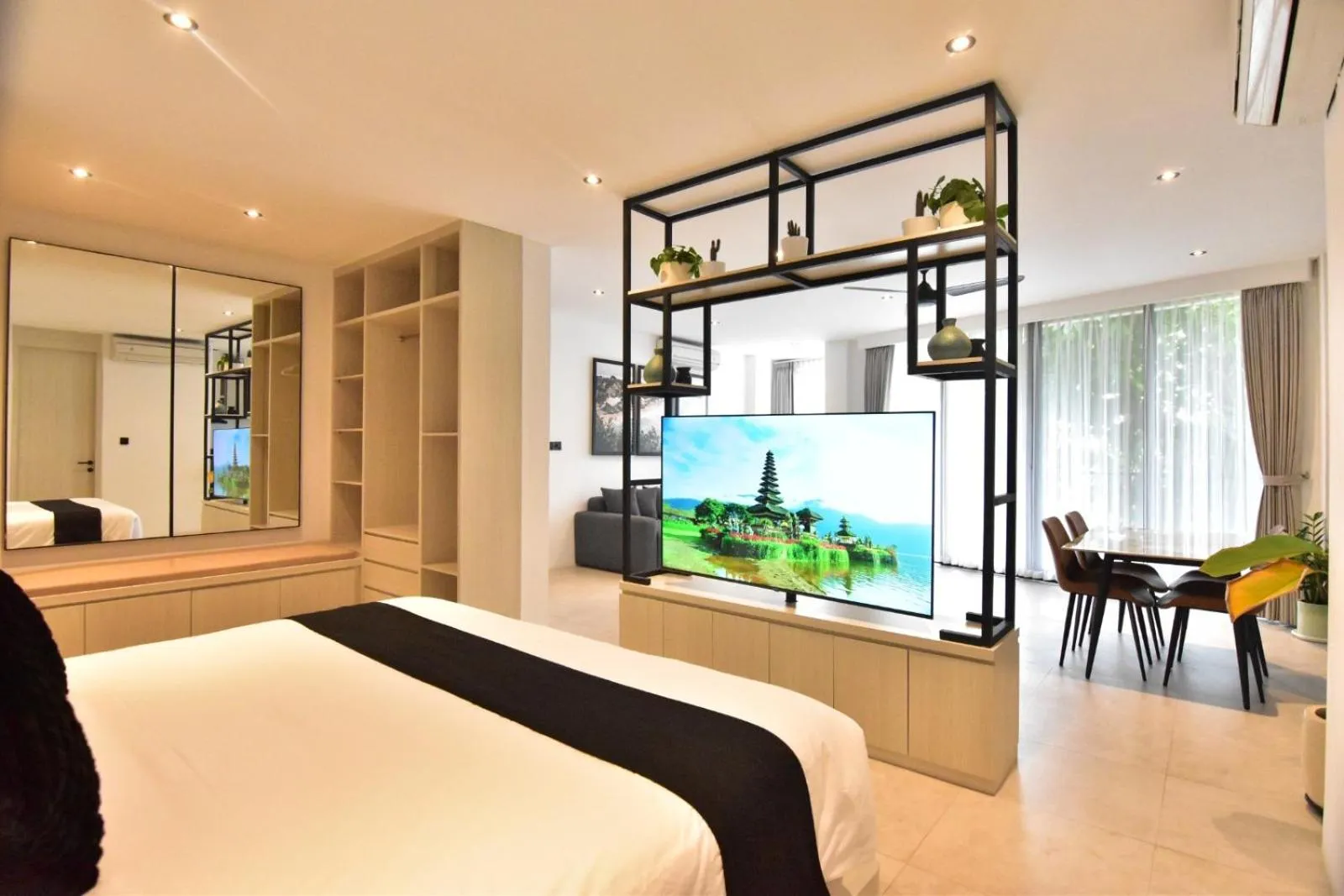 Bed in Onyx Beach Hotel