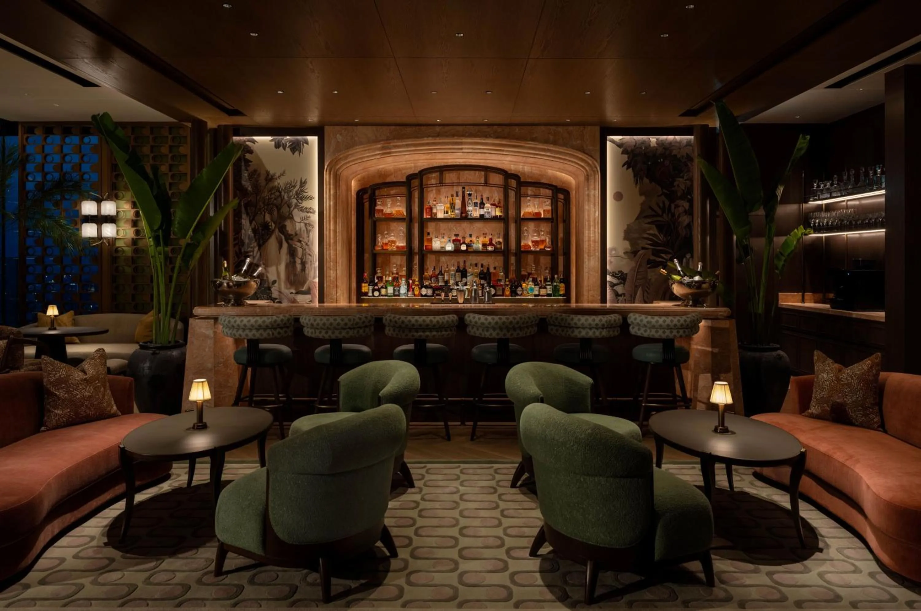 Lounge or bar in Dusit Thani Bangkok