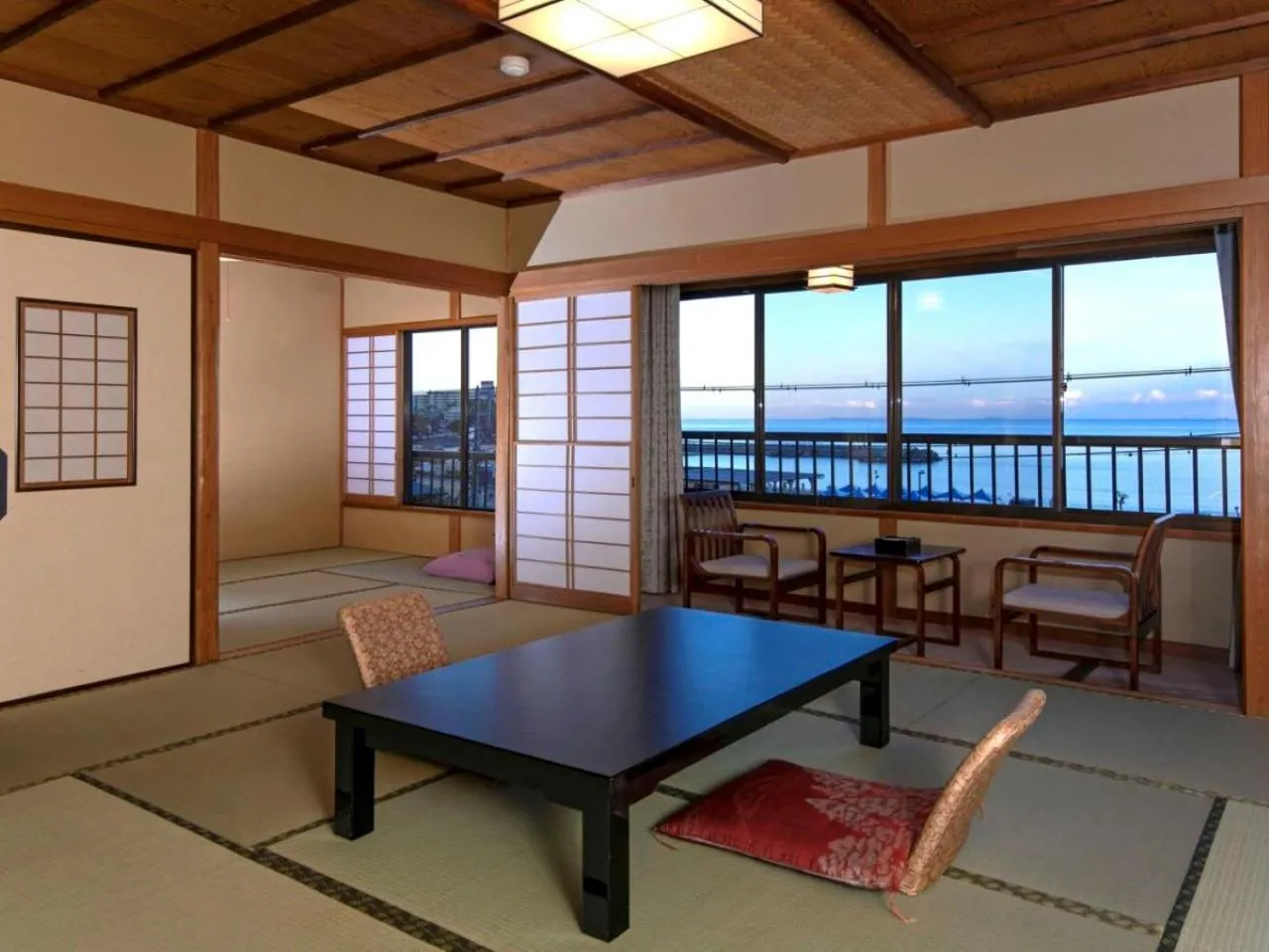 Photo of the whole room in AtamiOnsen Nagahamaen