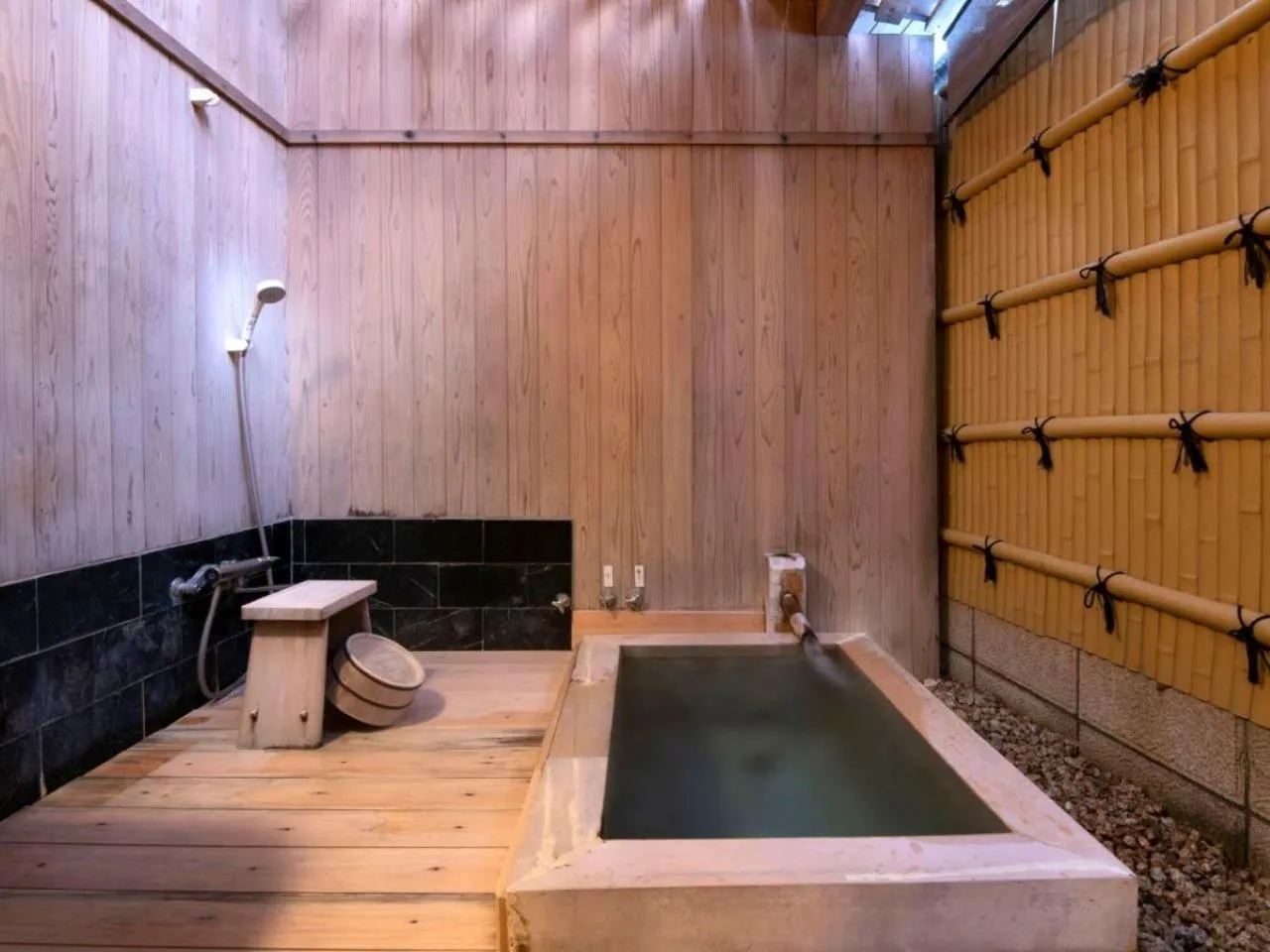 Bathroom in AtamiOnsen Nagahamaen