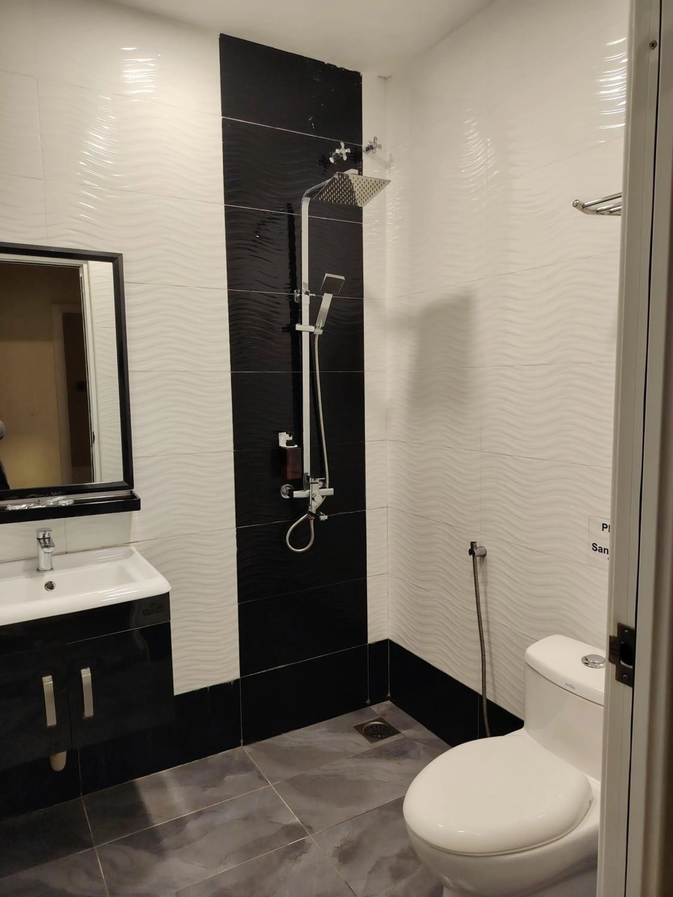 Toilet in The Ardens Hotel - Nong Chik, Kolam Air, Johor Bahru