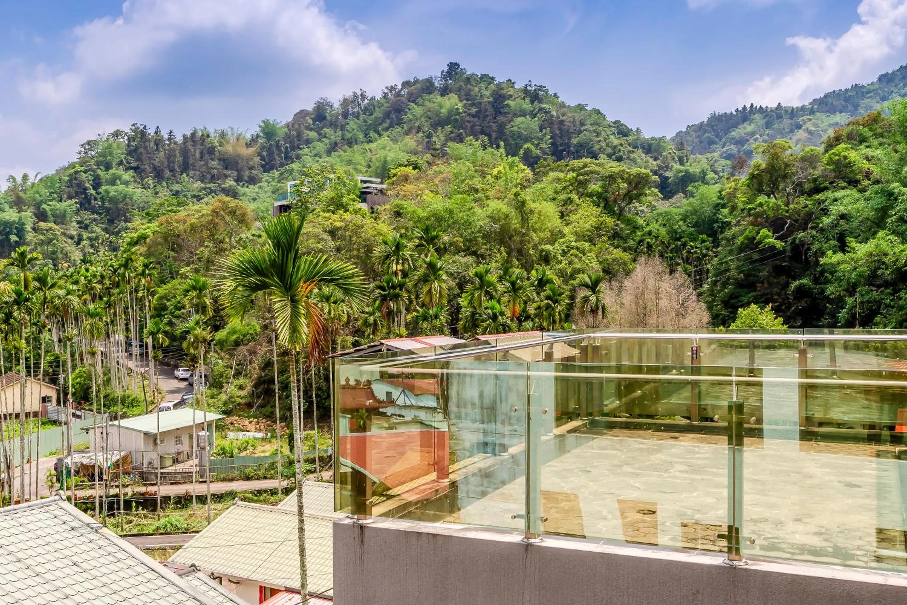 Mountain view in Han Yan Hill Hotel