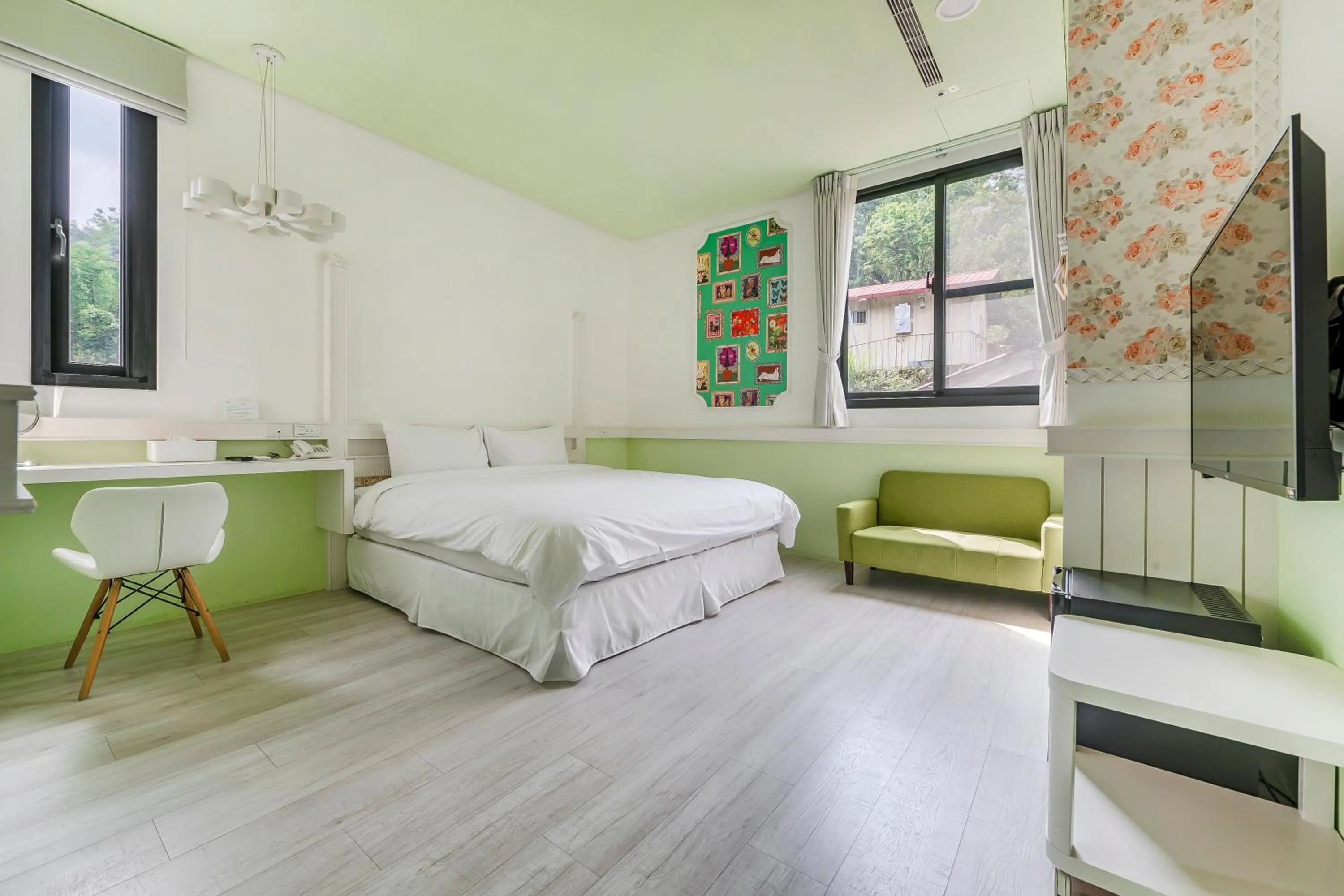 Photo of the whole room, Bed in Han Yan Hill Hotel