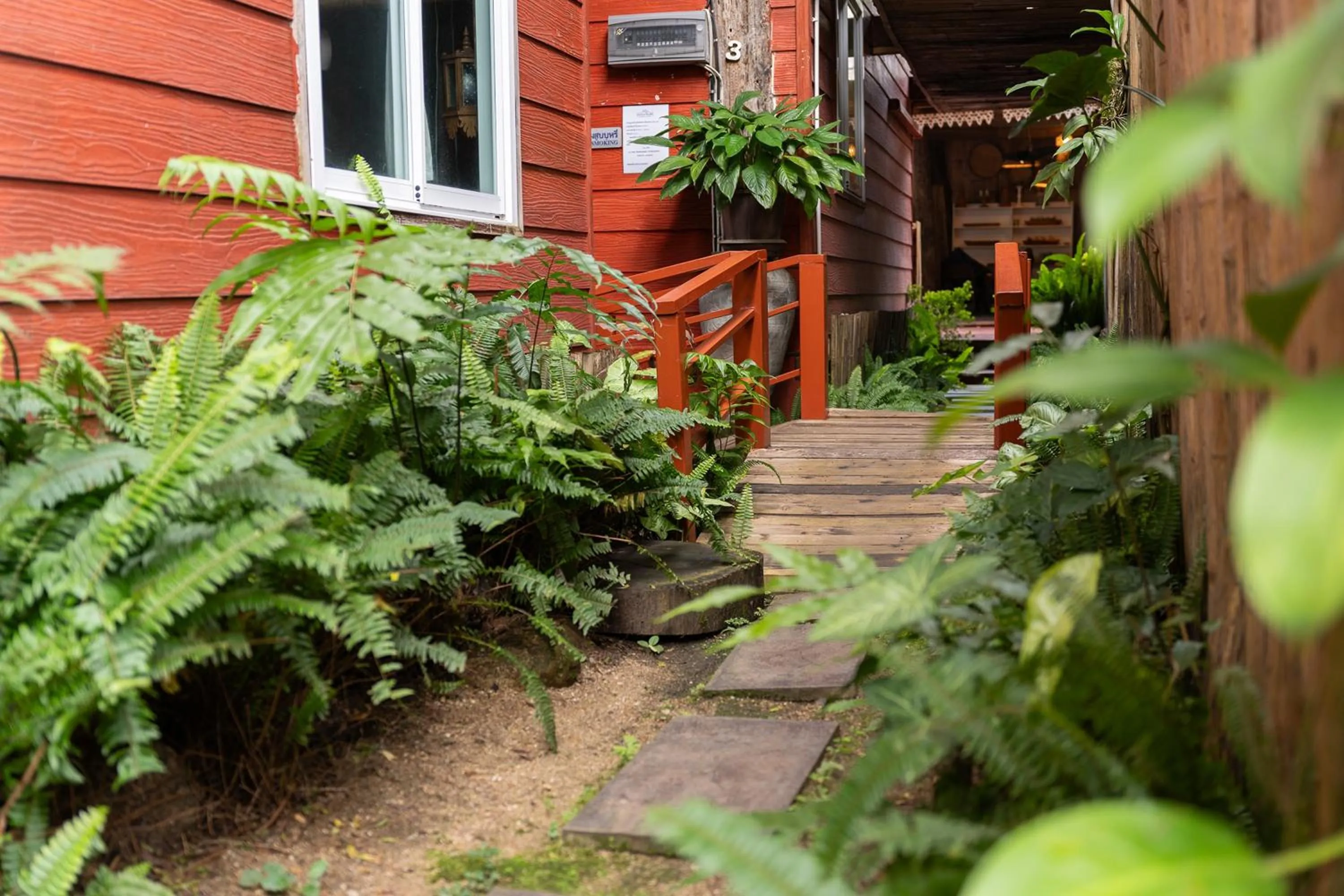 Property building in Monruamsuk Homestay Cafe and Bistro