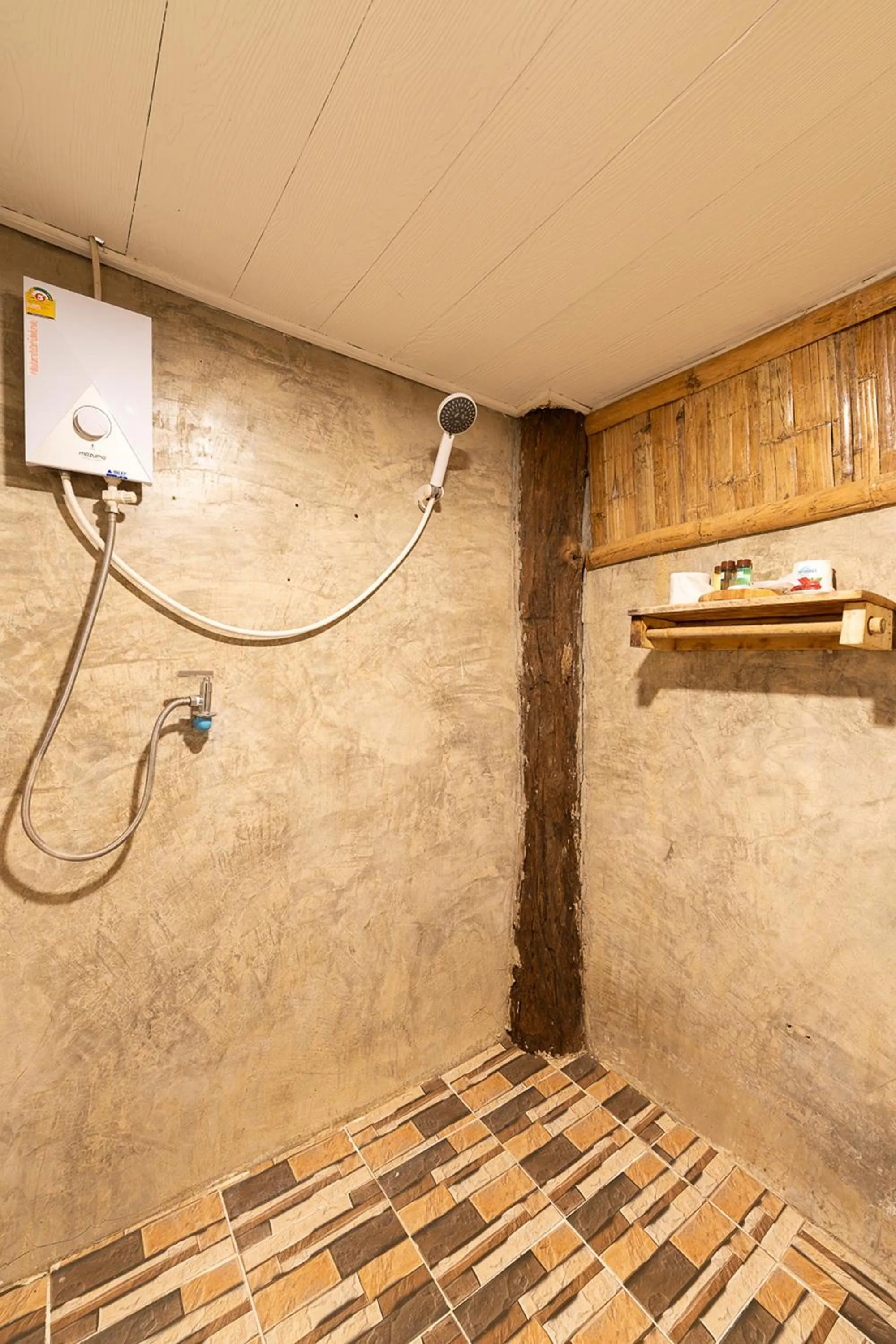 Bathroom in Monruamsuk Homestay Cafe and Bistro