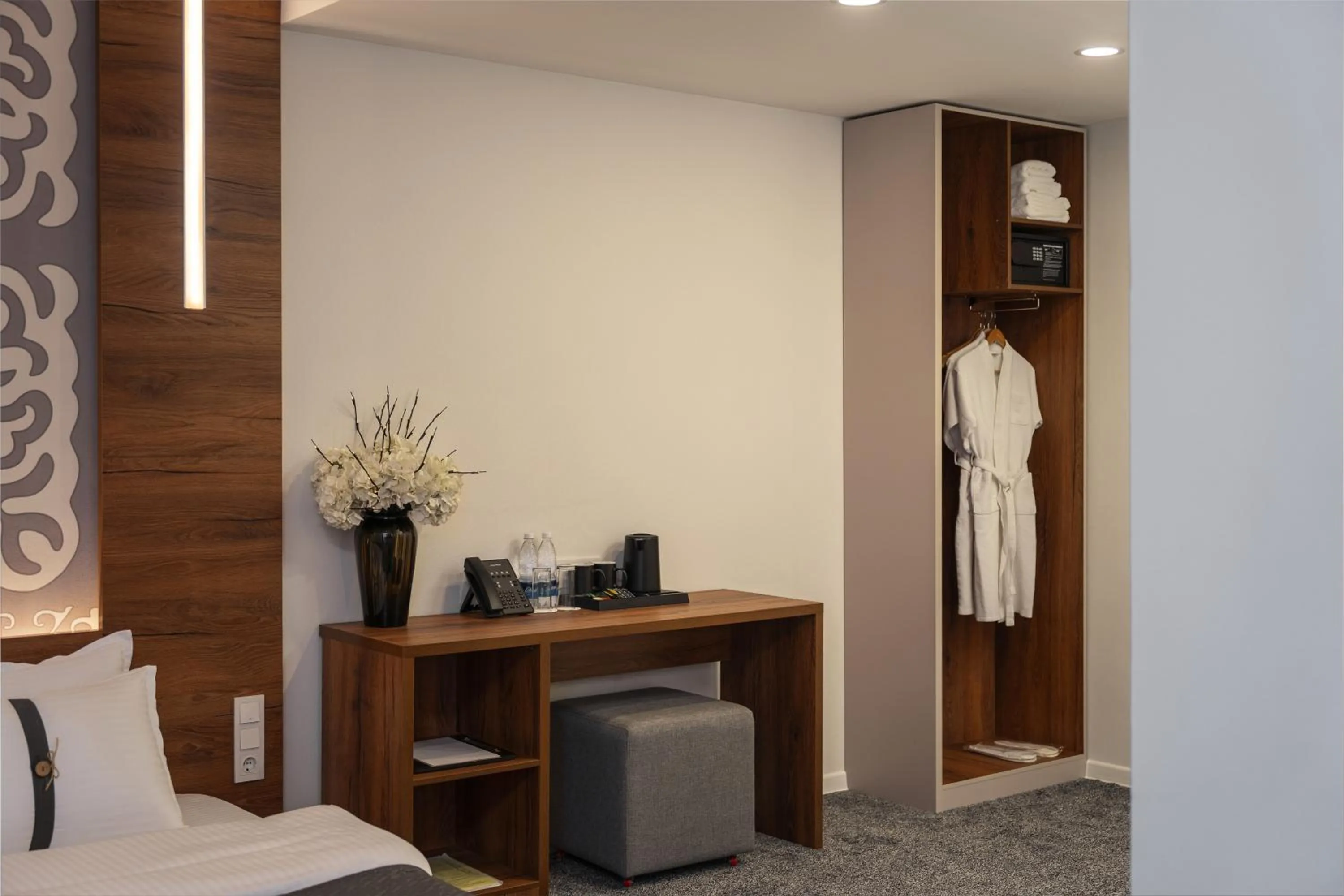 Photo of the whole room, Bed in Duo Hotel by Futuro