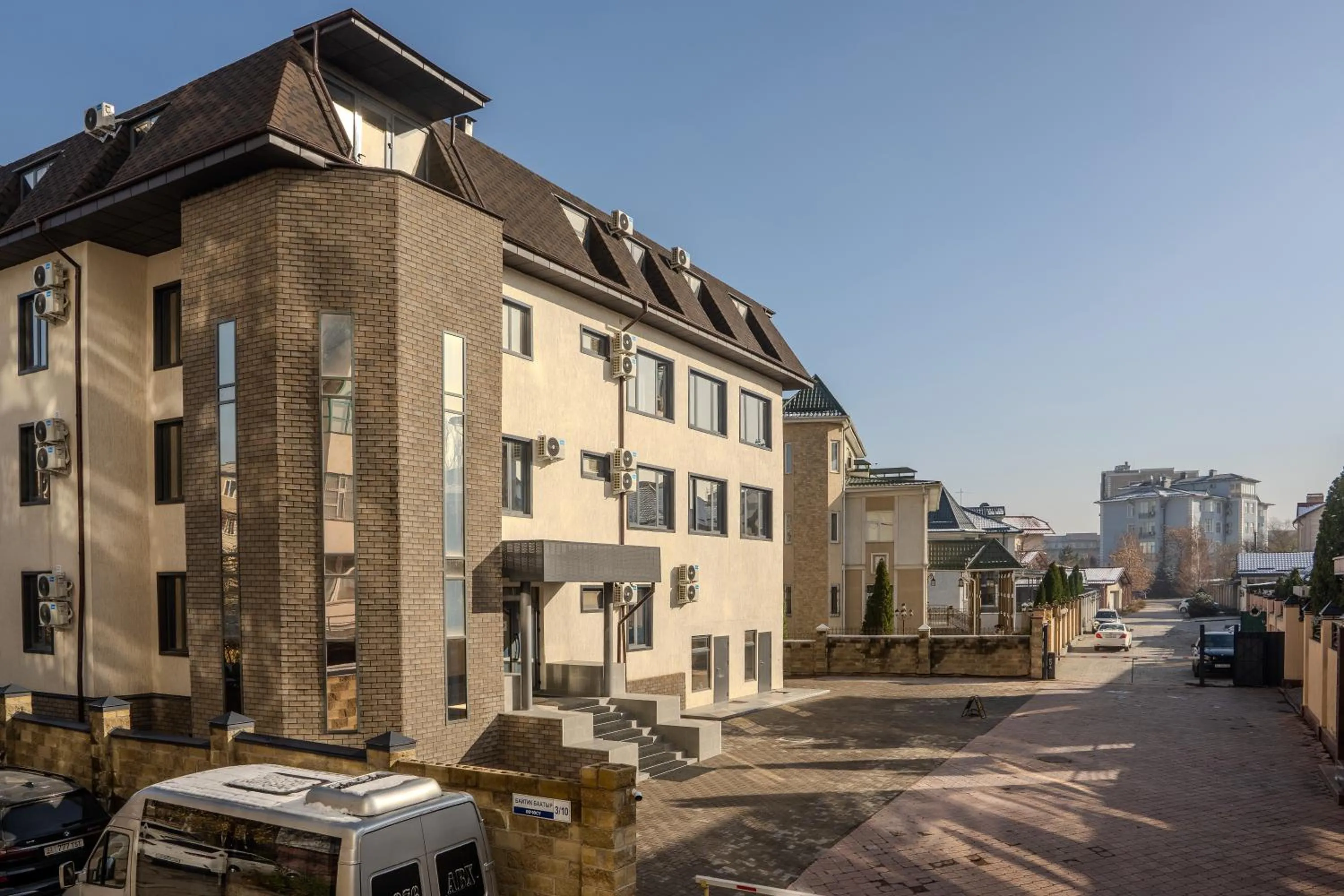 Property building in Duo Hotel by Futuro